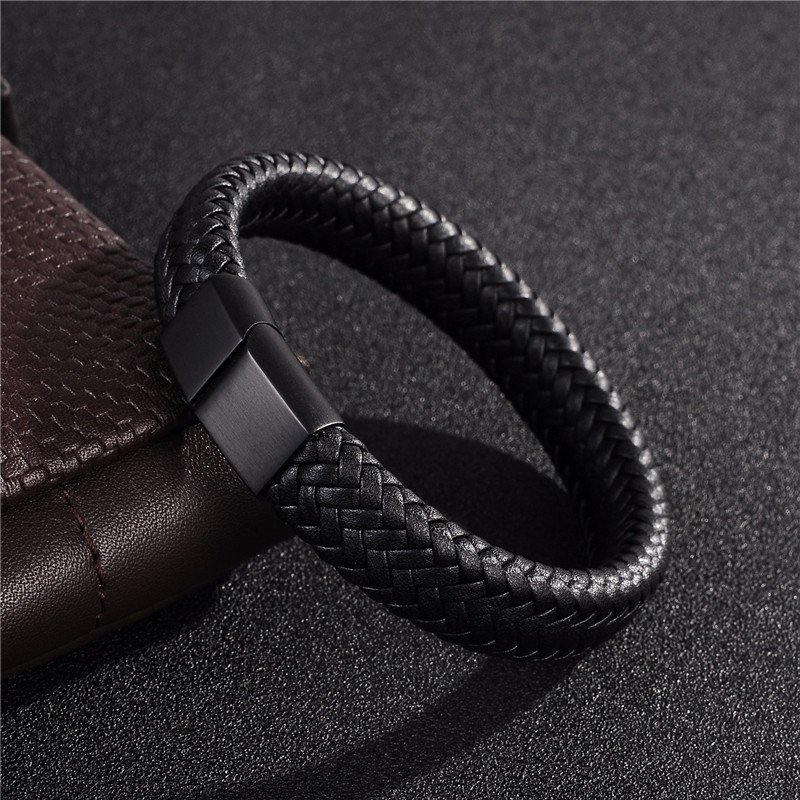 

Мужской кожаный браслет Primo Rock Lux 20.5 Black Primo черный