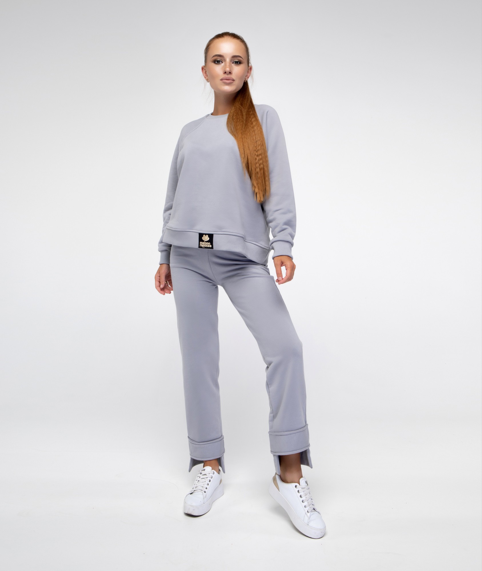 

Спортивный костюм Maison Raffinee 10022 L серый