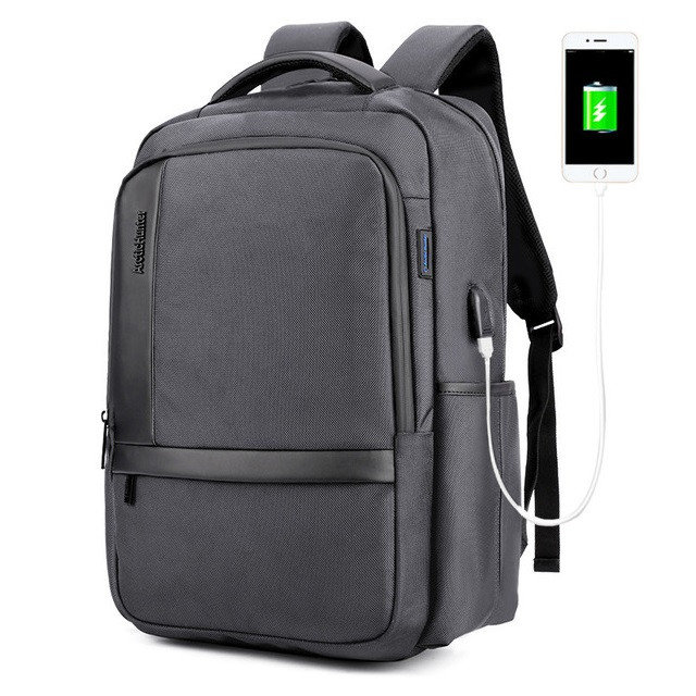 

Рюкзак мужской Arctic Hunter Серый Usb (B120)