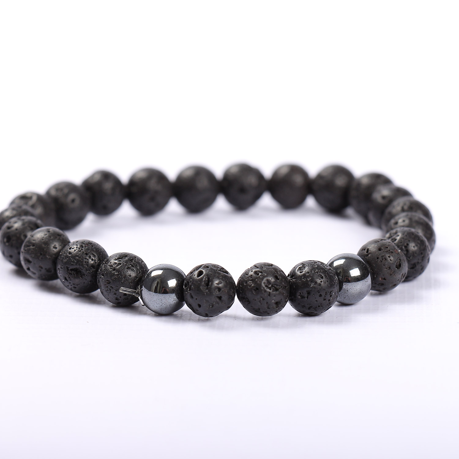 

Тибетский браслет из бусин Vishnya "Сокол Black"