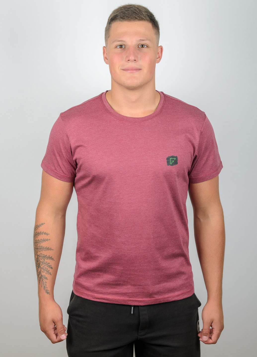 

Футболка Fero Бордовый (М009), XL
