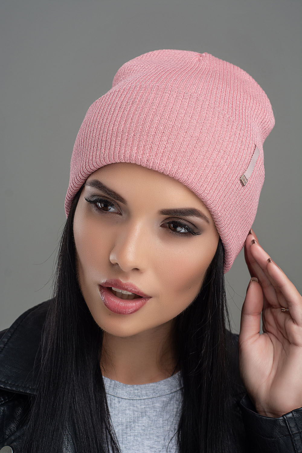 

Шапка Leks/Jolie Юнона Размер (53-57) Цвет (ярко-розовый+серебро)