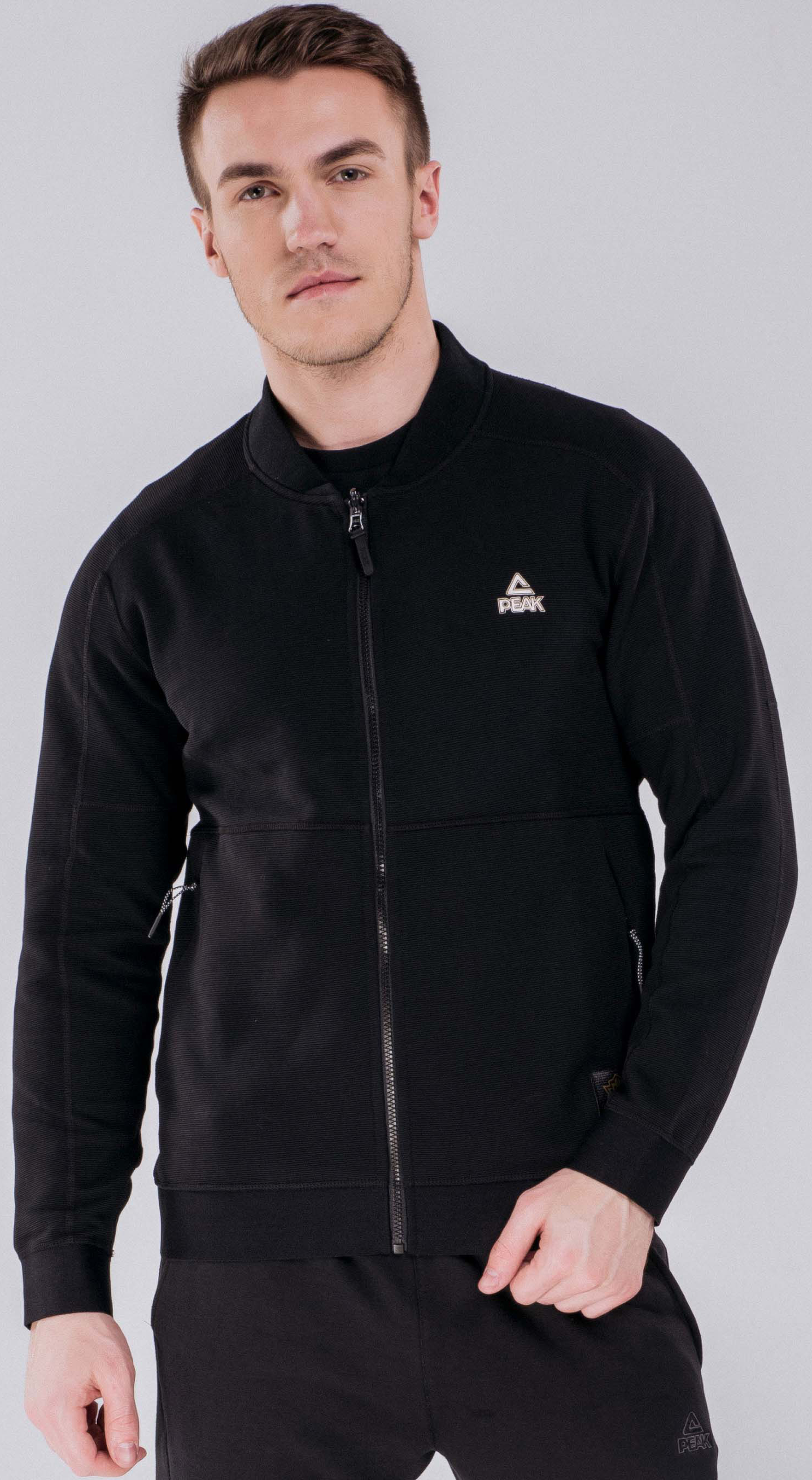 

Спортивная кофта PEAK FW683371-BLA S Черная