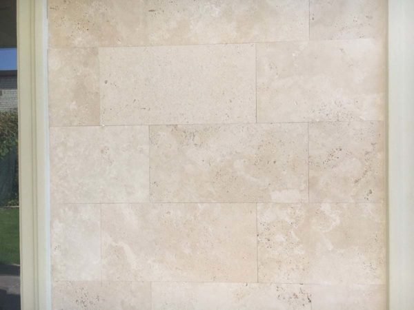 

Травертин LIGHT BRUSHED standard 1,2*30,5*61 см