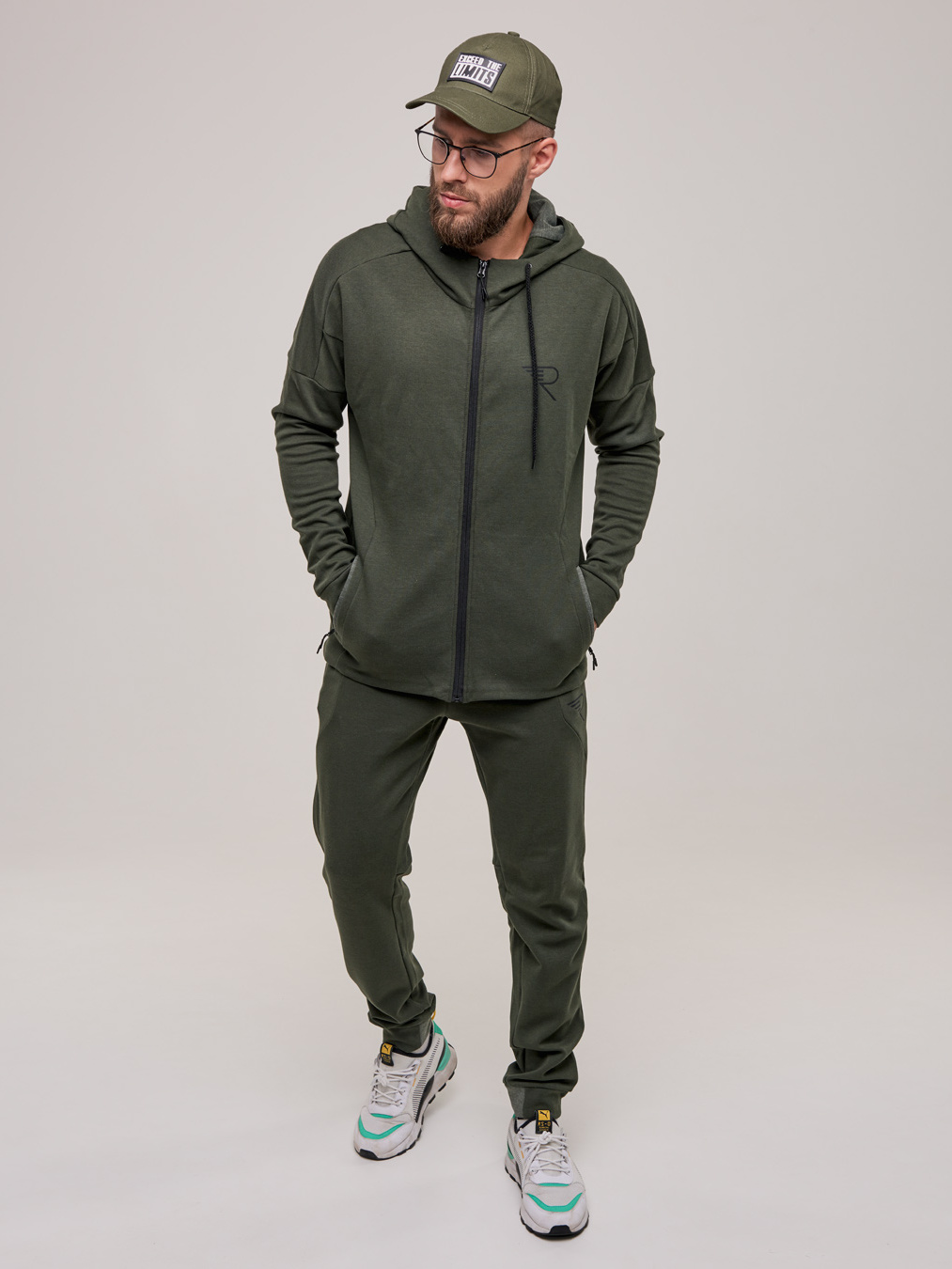 

Спортивный костюм Riccardo КМ-AD-2-1 XL(52) Хаки