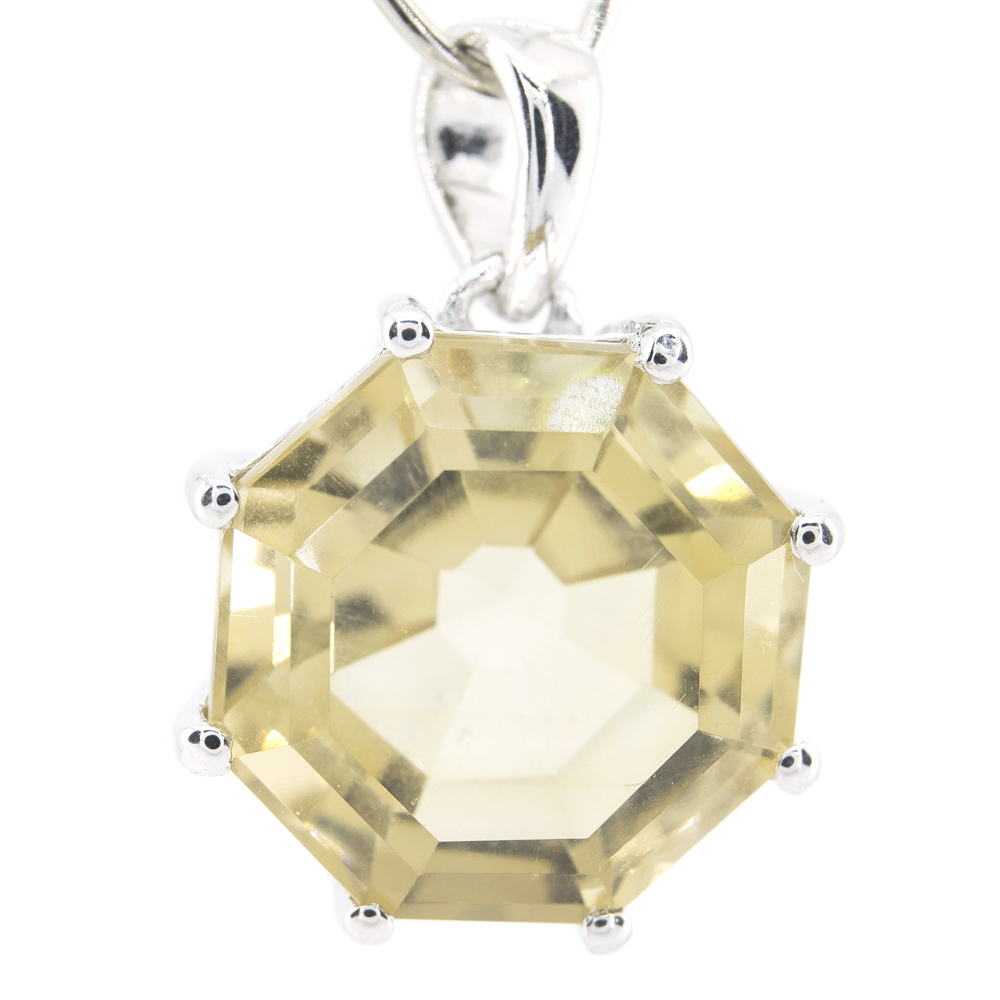 

Серебряная подвеска 925пр 4,6г с болей. гелиодором 10,69к MONACO #204898.