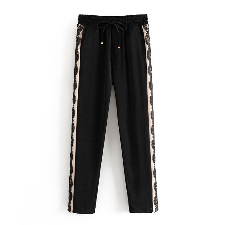

Брюки женские прямые с кружевными деталями Tracery Berni Fashion (S) Черный