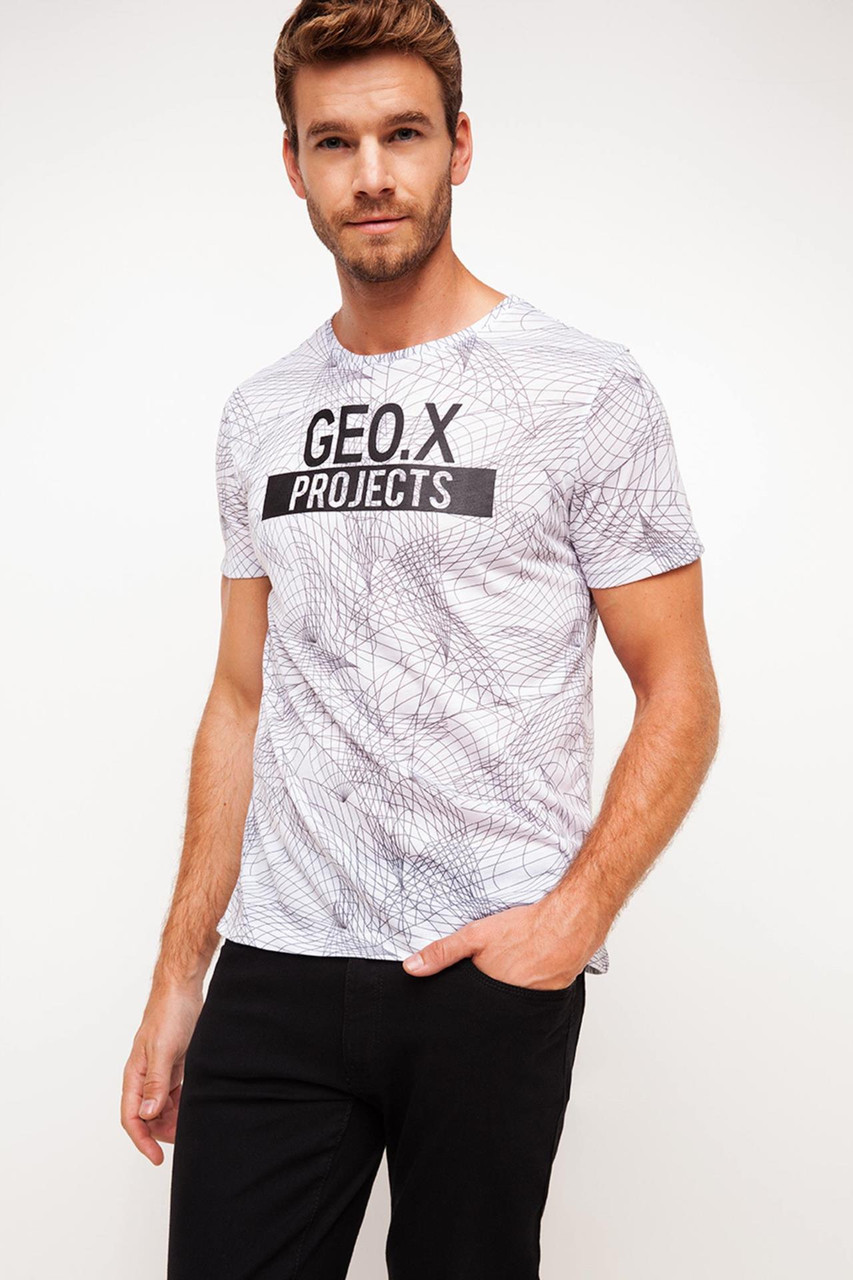 

Футболка DeFacto  Бело-фиолетовая (DeFT-shirt -105, Футболка DeFacto XL Бело-фиолетовая (DeFT-shirt -105)