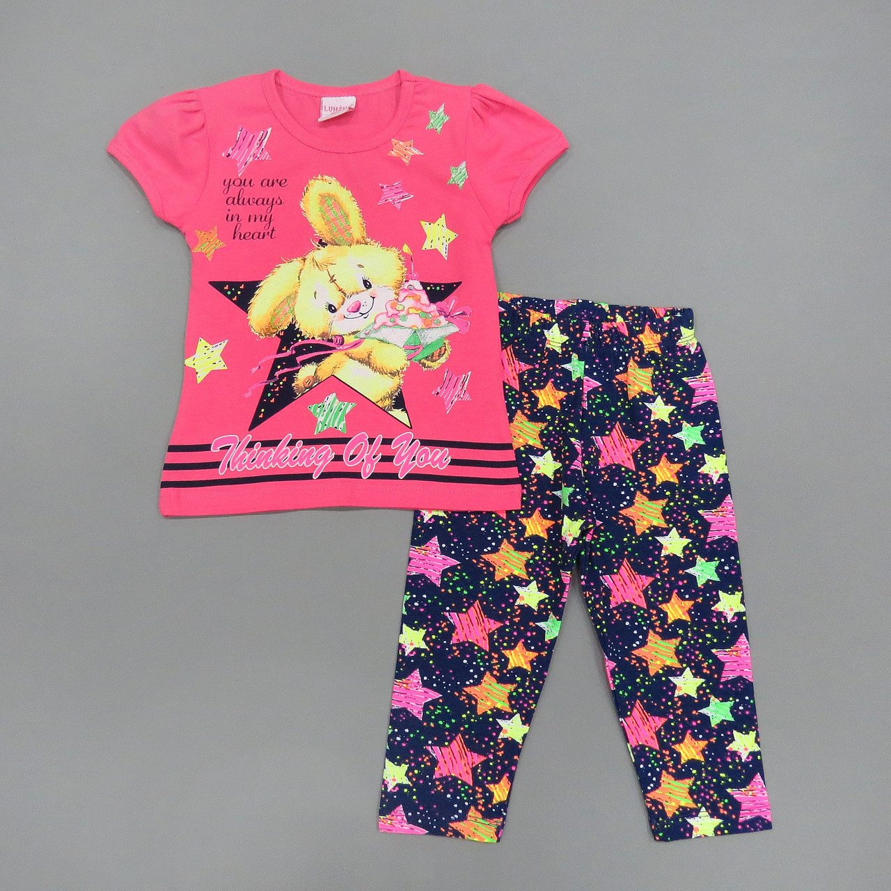 

Костюм "Зайка" LUMINA для девочки 104 см Розовый с темно-синим 13111