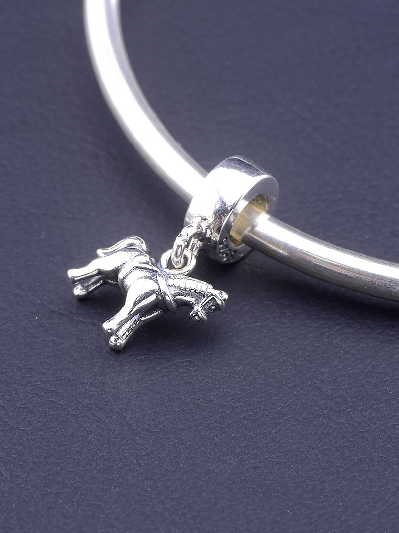 

Шарм бусина на браслет Лошадка Pandora Style Серебро(925) 077308