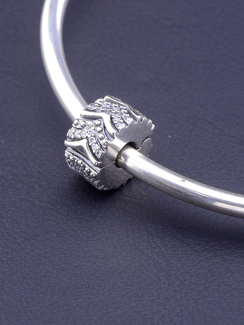 

Клипса для браслета Pandora style Фианит Серебро(925) 077360