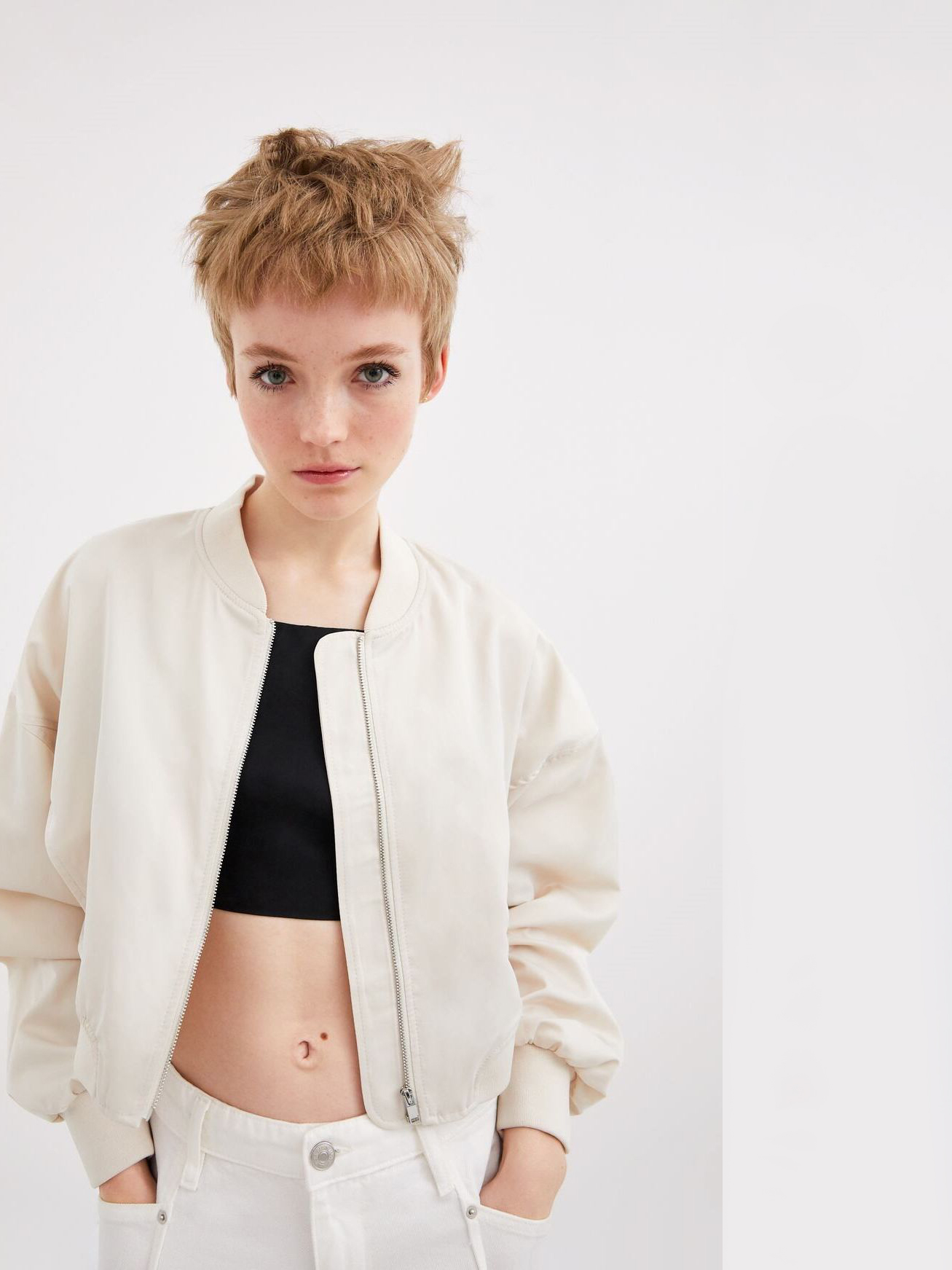 

Бомбер Zara 03427010738 2XL Бежевый