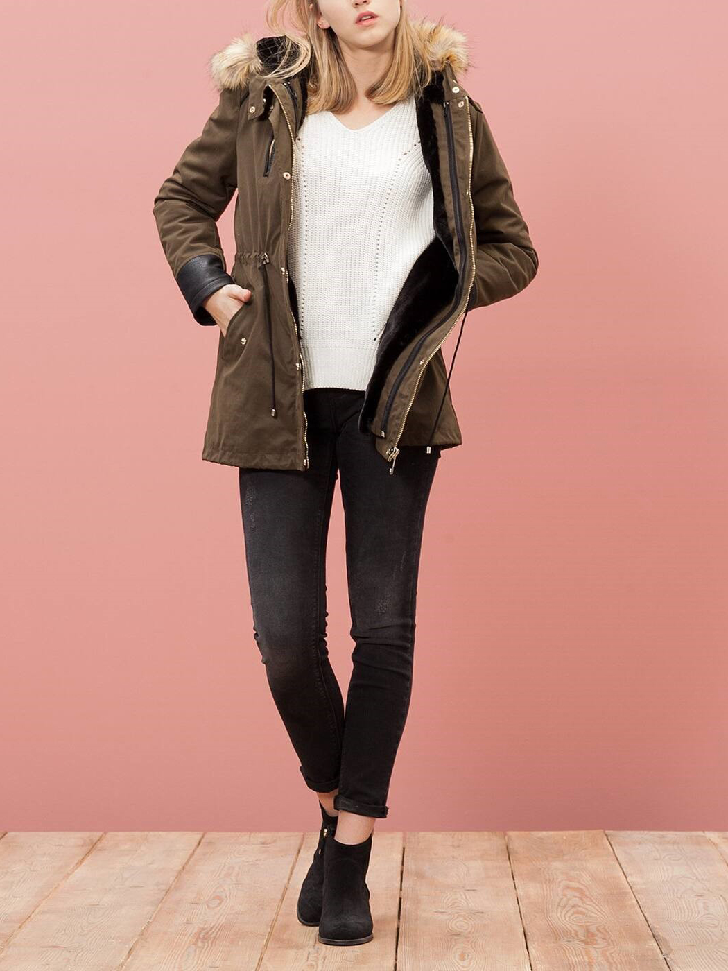 

Парка Stradivarius 08015214540 M Хаки
