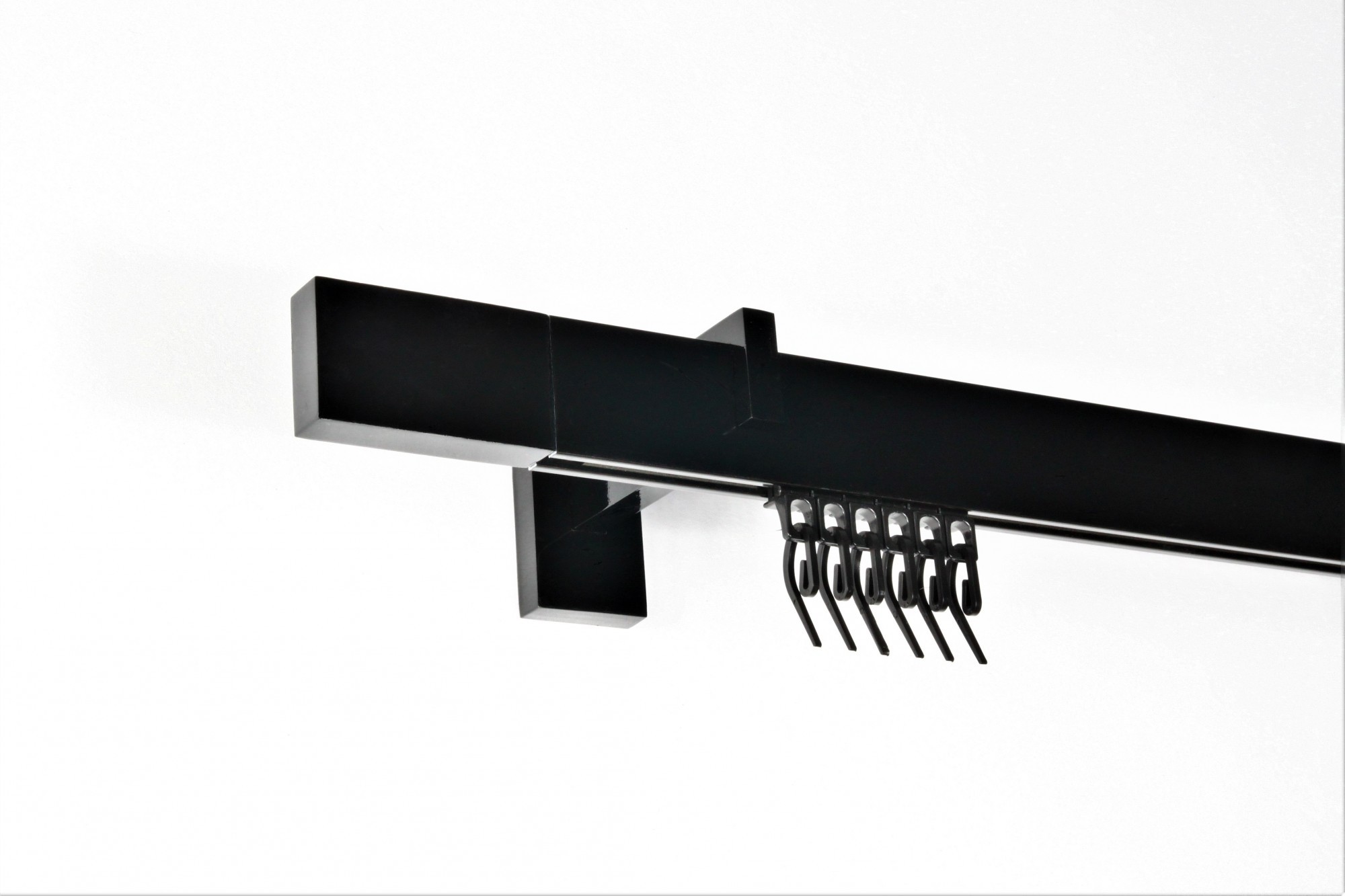 

Карниз настінний 1-рядний Homs Decor Скарлайн 230 см Чорний Мат. Кронштейн 10 см. Насадка Квадро