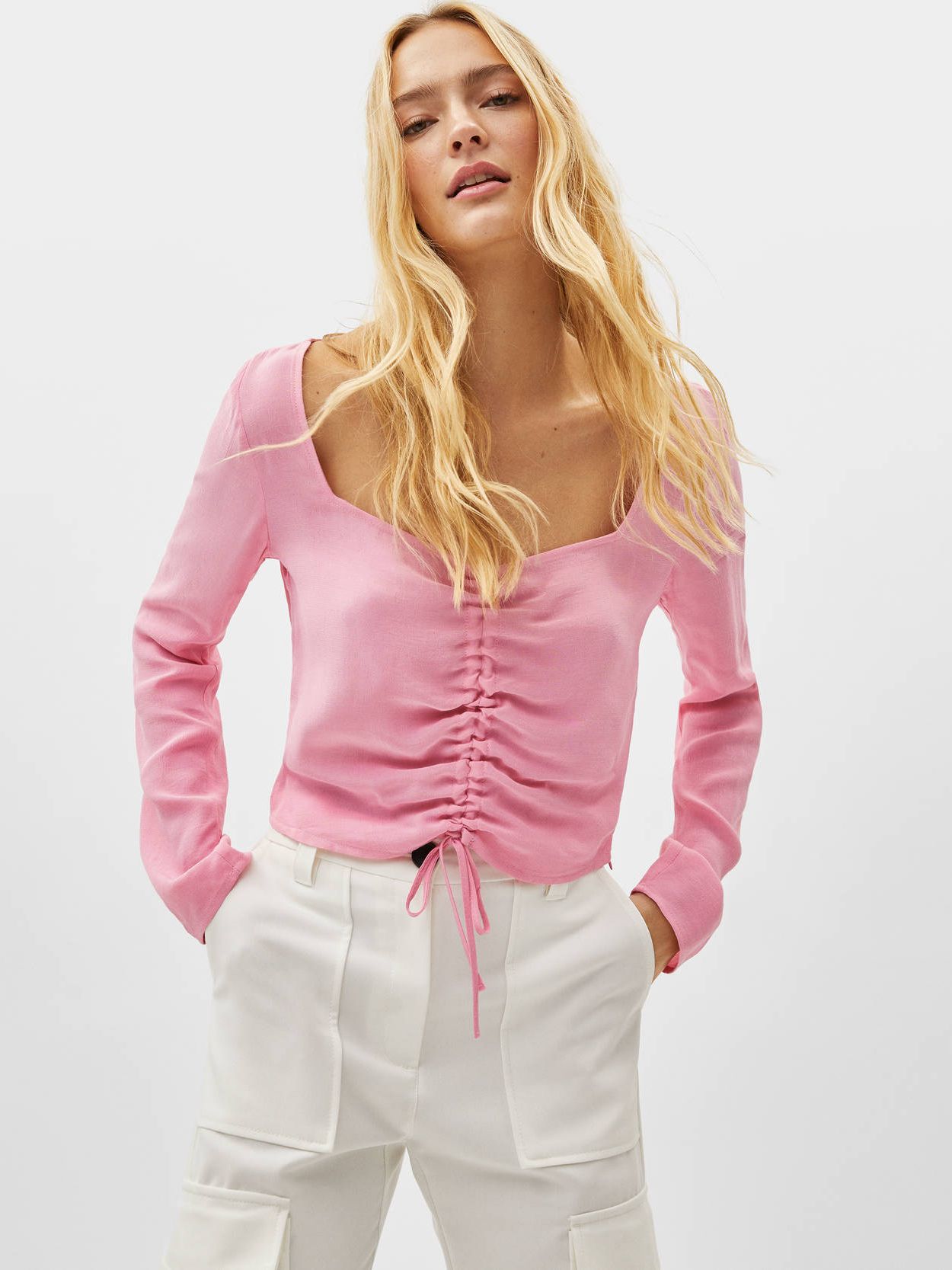 

Блузка Bershka 00905619146 L Розовая