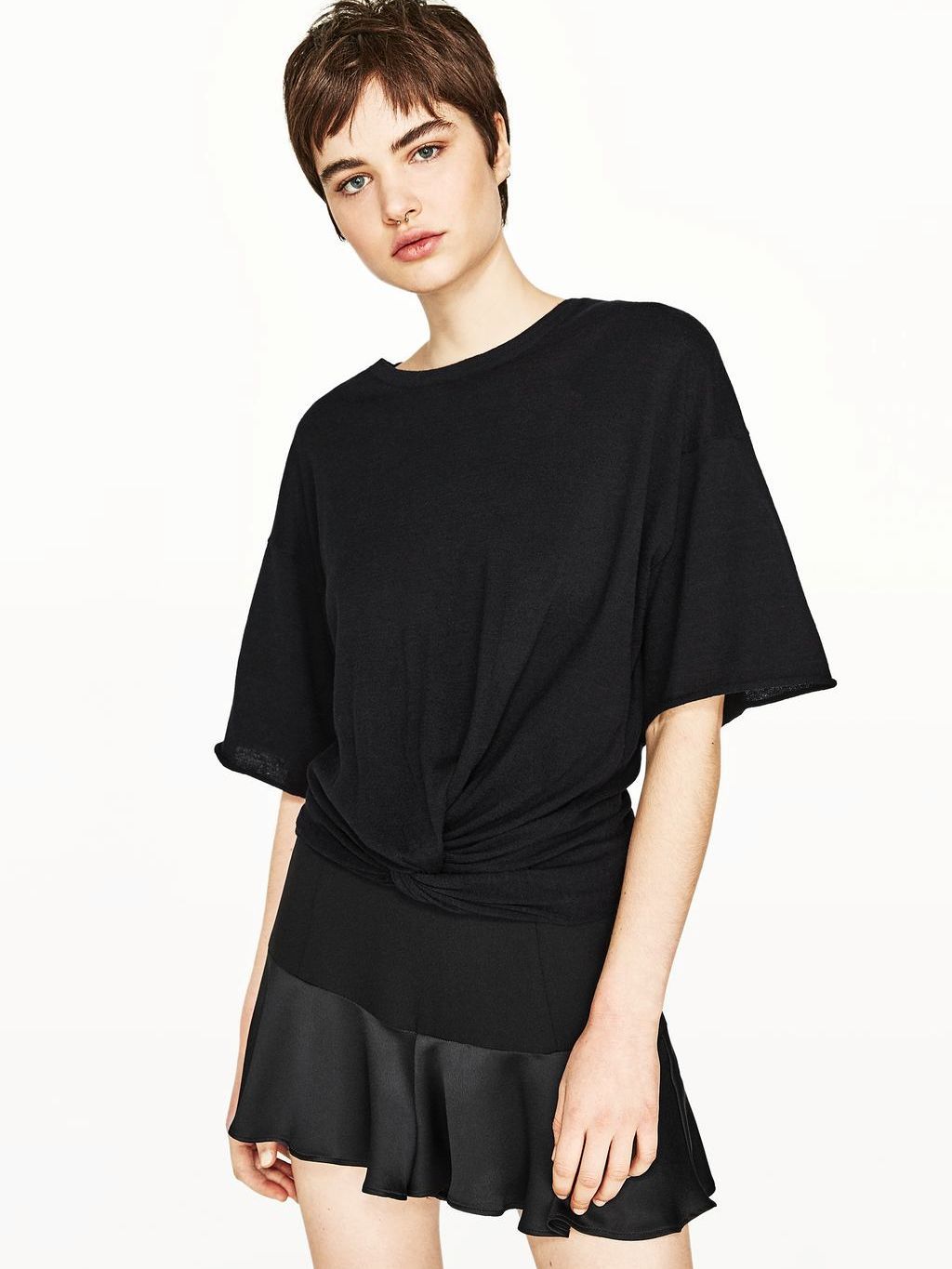 

Блузка Zara 02488001800 S Черная