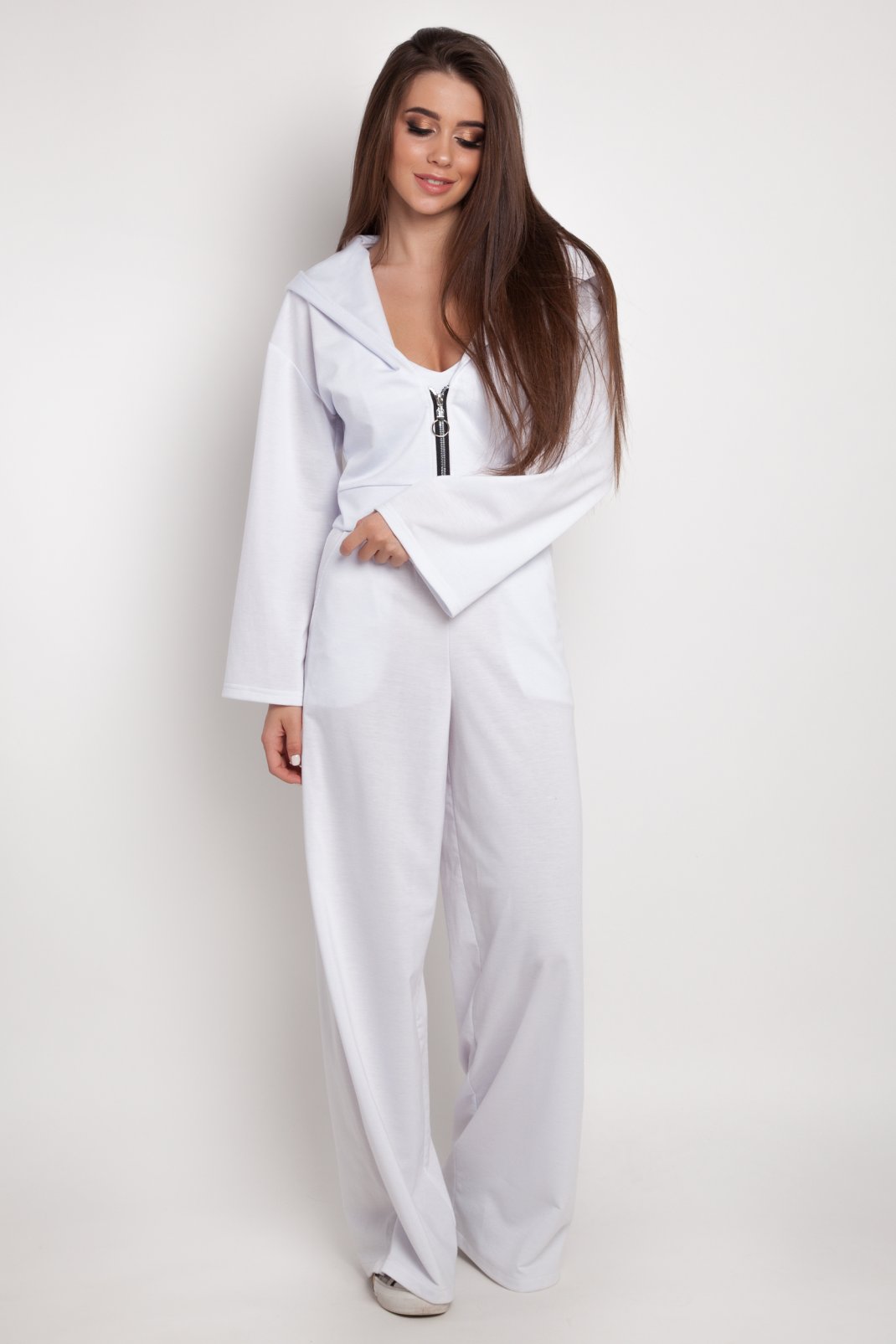 

Костюм Tales Glam M белый (TALES-ks2148.1)