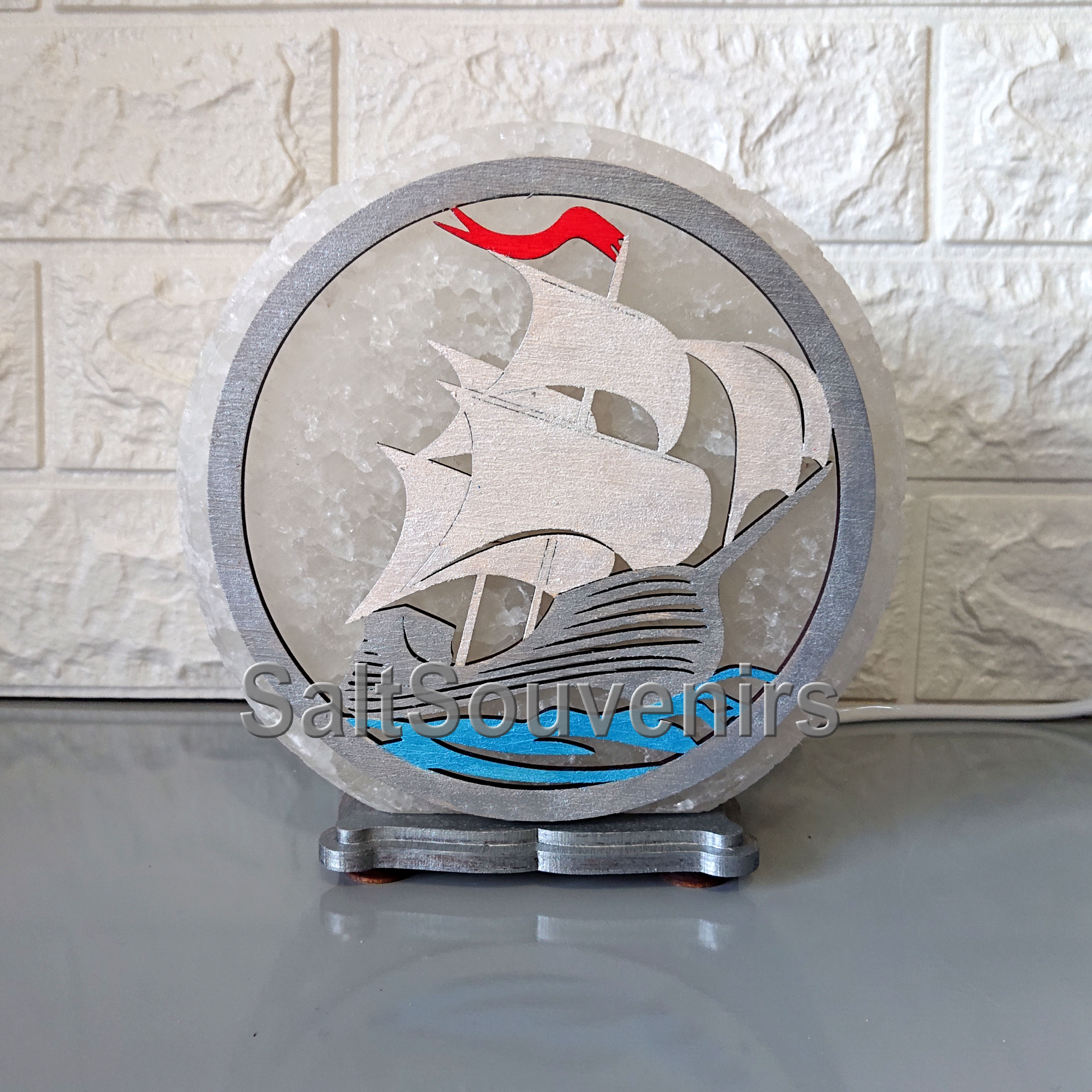 

Соляной светильник EcoDecorLamp Парусник белый цветная