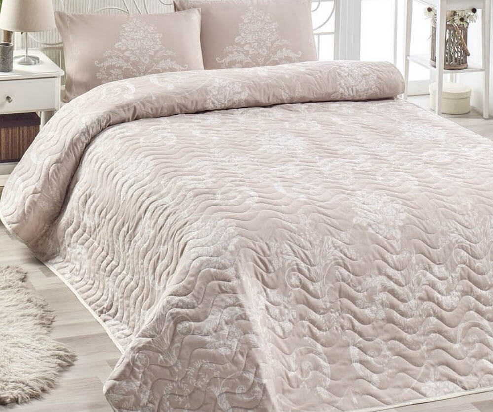 

Покрывало стеганое Eponj Home Kralice Vizon 200х220 с наволочками 50х70