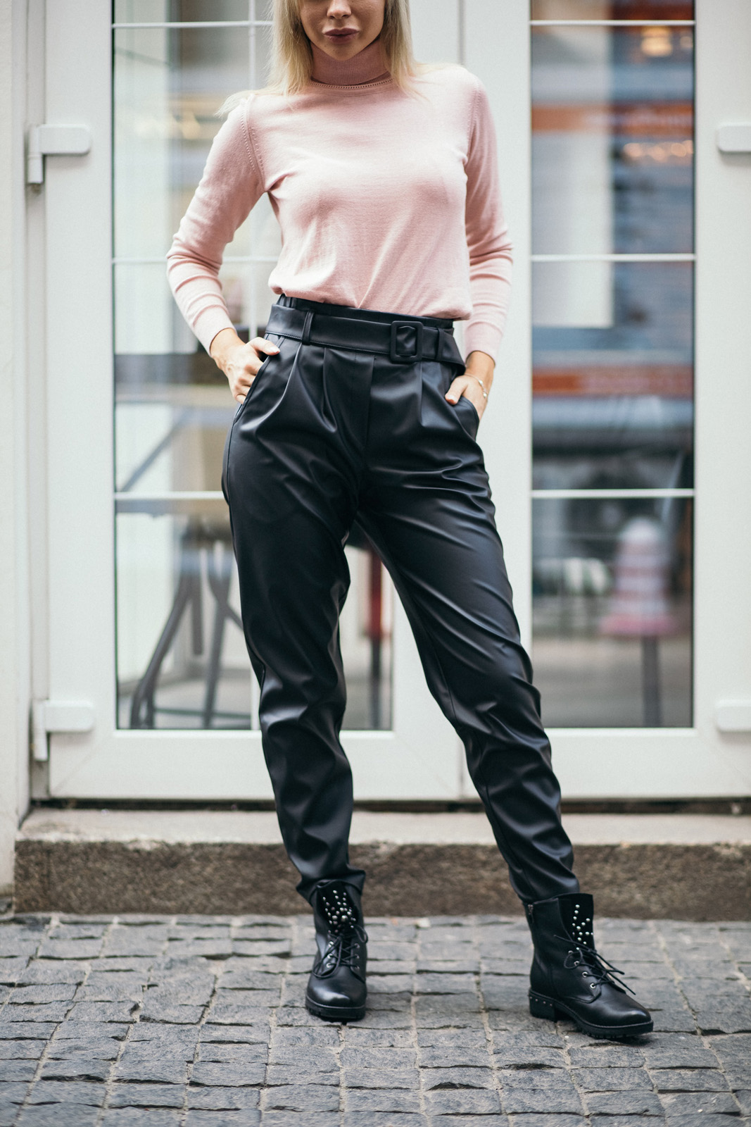 

Брюки Wear me "бананы" на резинке из эко кожи 42 Чёрный 2w/17/29