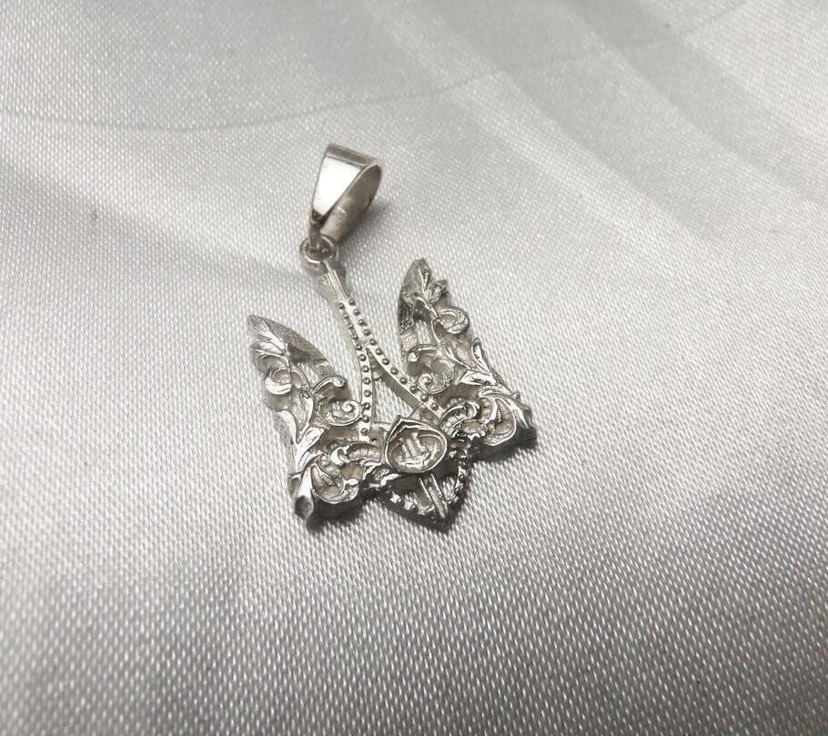 

Кулончик трезубец Maxi Silver 6136