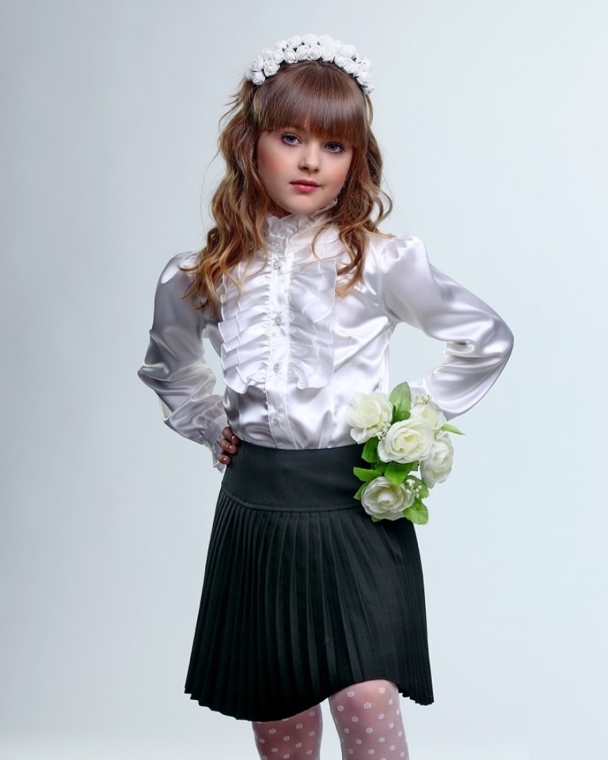 

Блуза Lukas Kids атлас с рюшами 140 белая (1244)