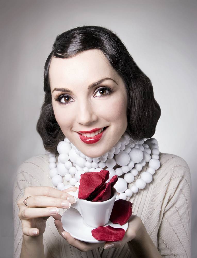 

Картина на холсте LaPrint Мода 80х120 см