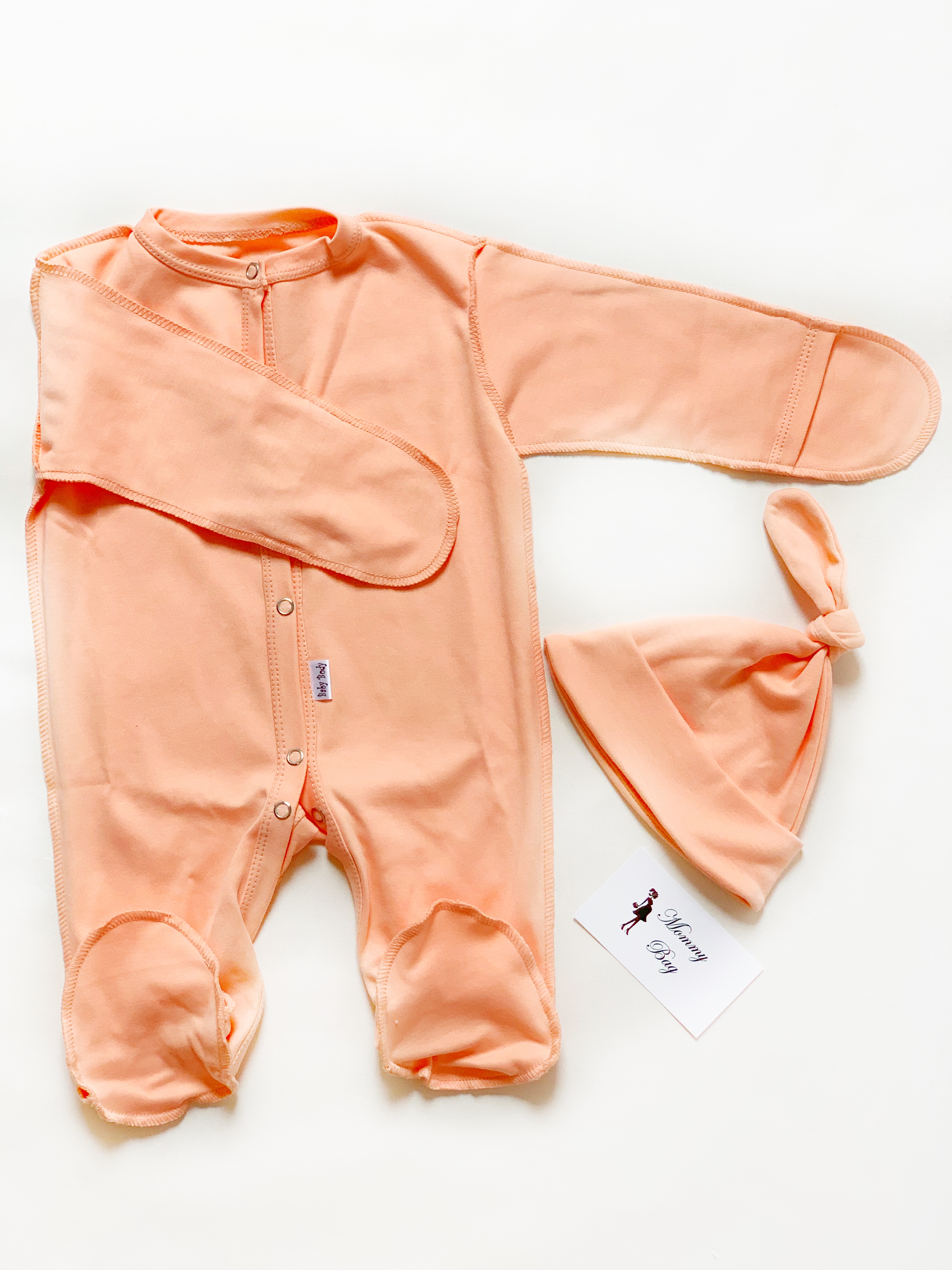 

Человечек + шапочка Baby Body 0-3 мес Персиковый р.56