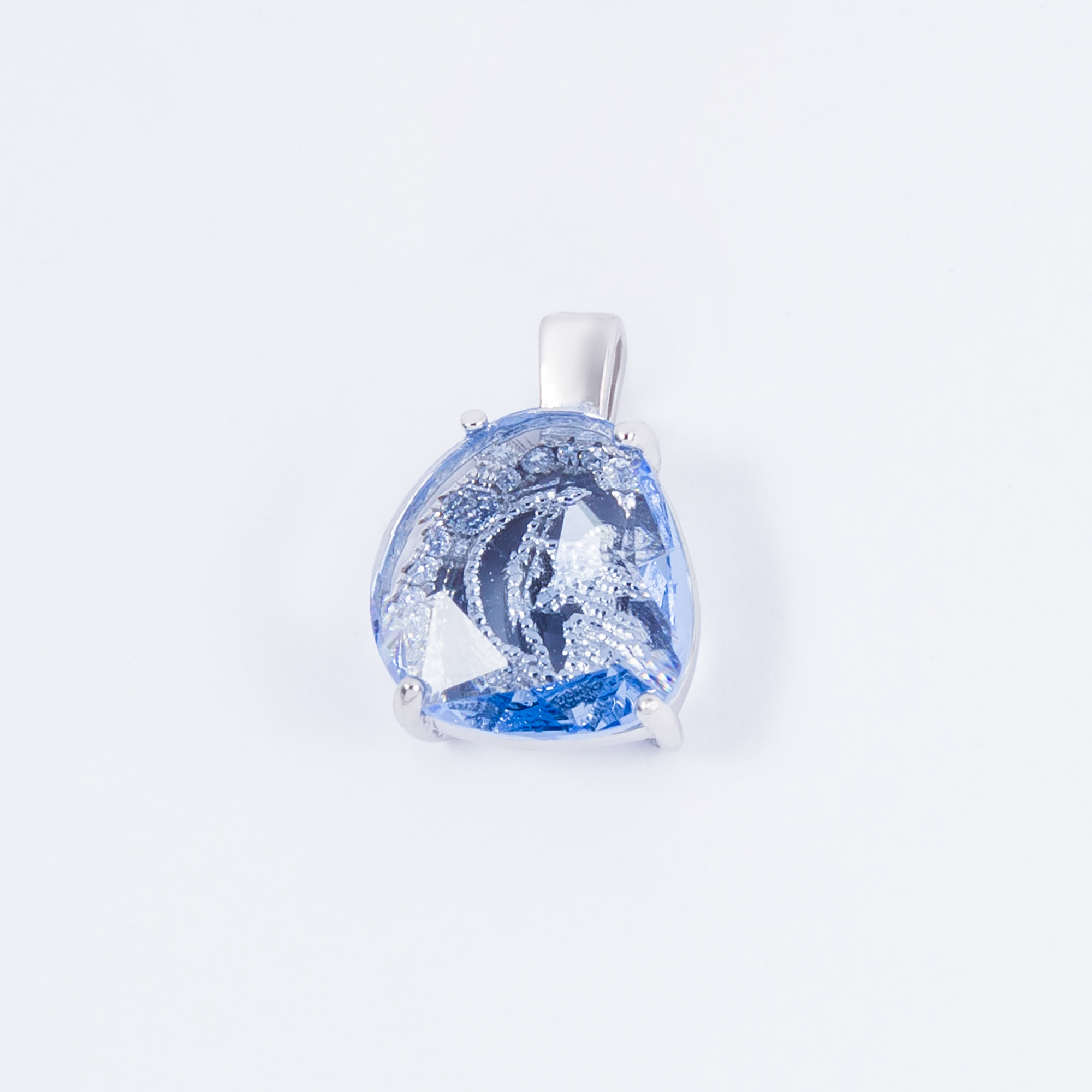 

Підвіска TOP Silver 2,55 г 9540232т
