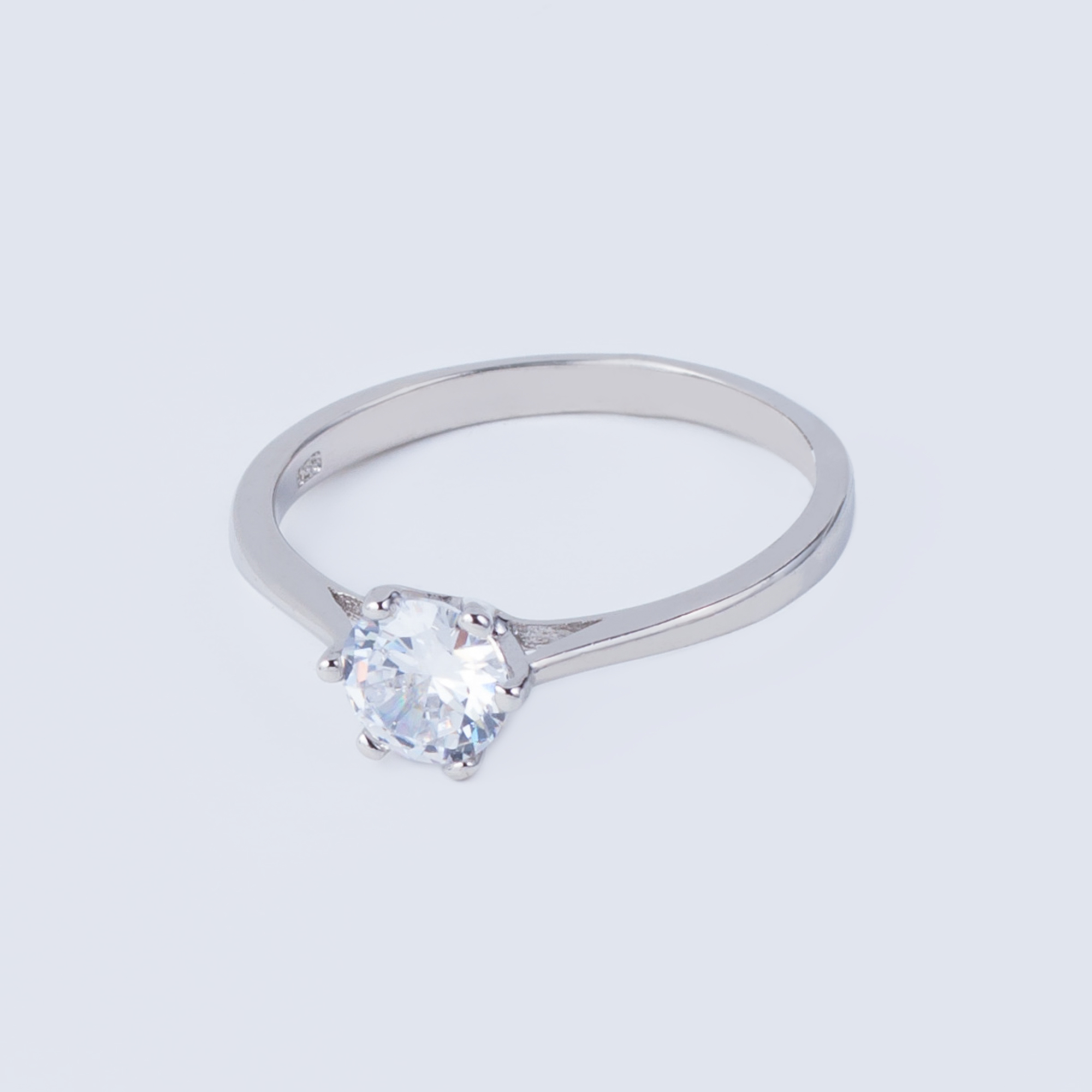 

Каблучка TOP Silver розмір 18,0 2,02 г