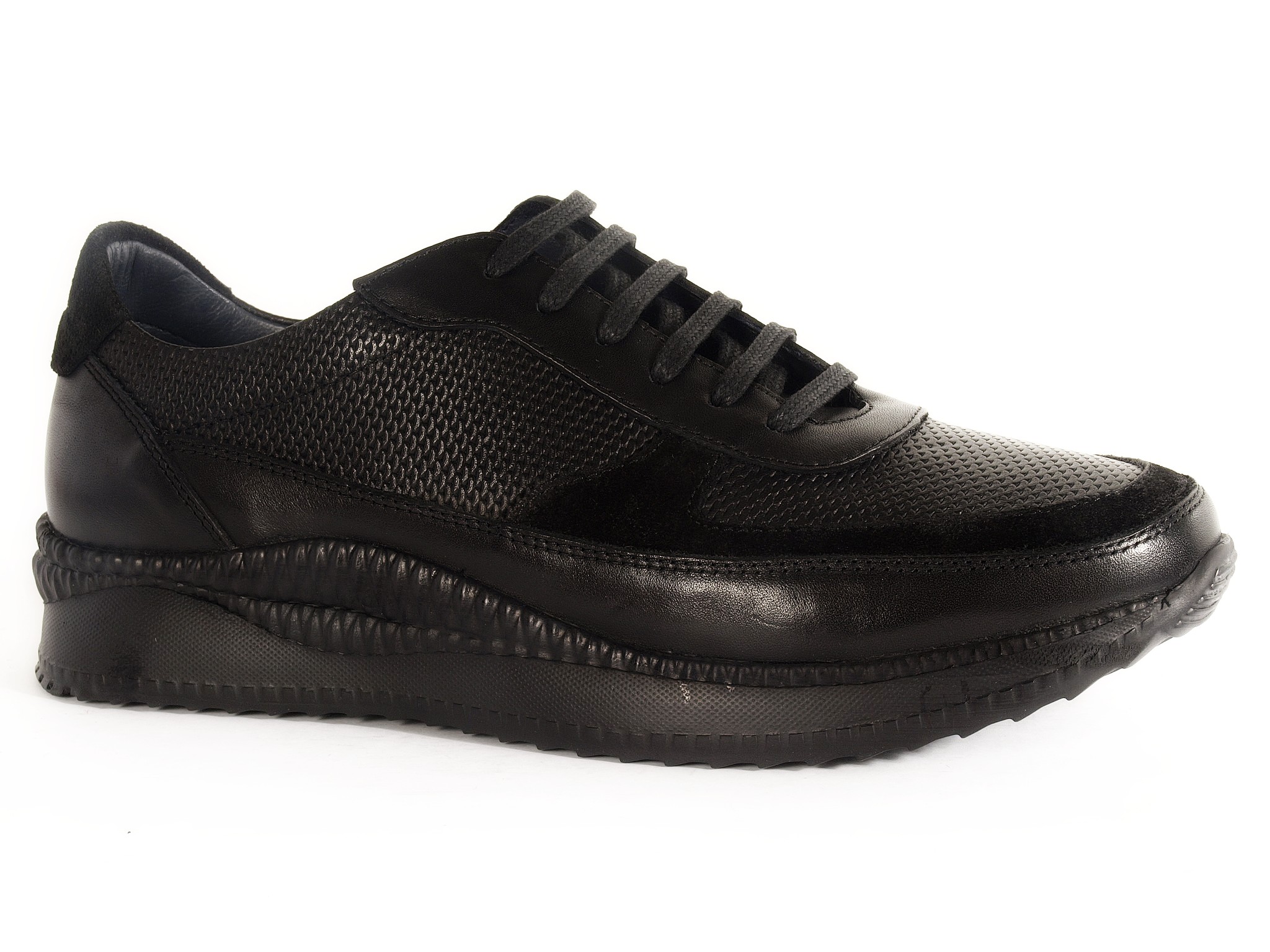 

Кроссовки LUCIANO BELLINI LB C6613 40 Черный