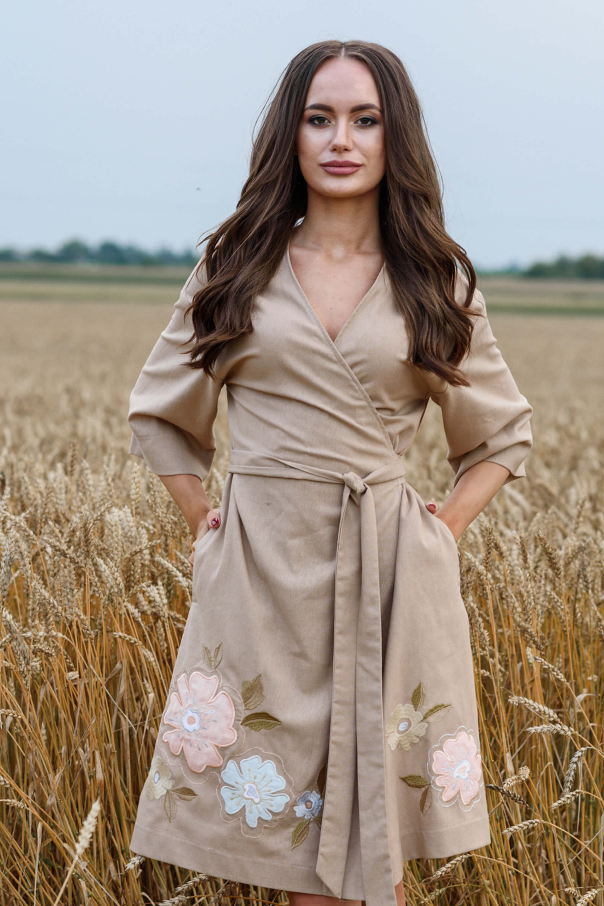 

Жіноча вишита сукня з аплікацією  UKR-4213 UkrGlamour, Жіноча вишита сукня з аплікацією L UKR-4213 UkrGlamour