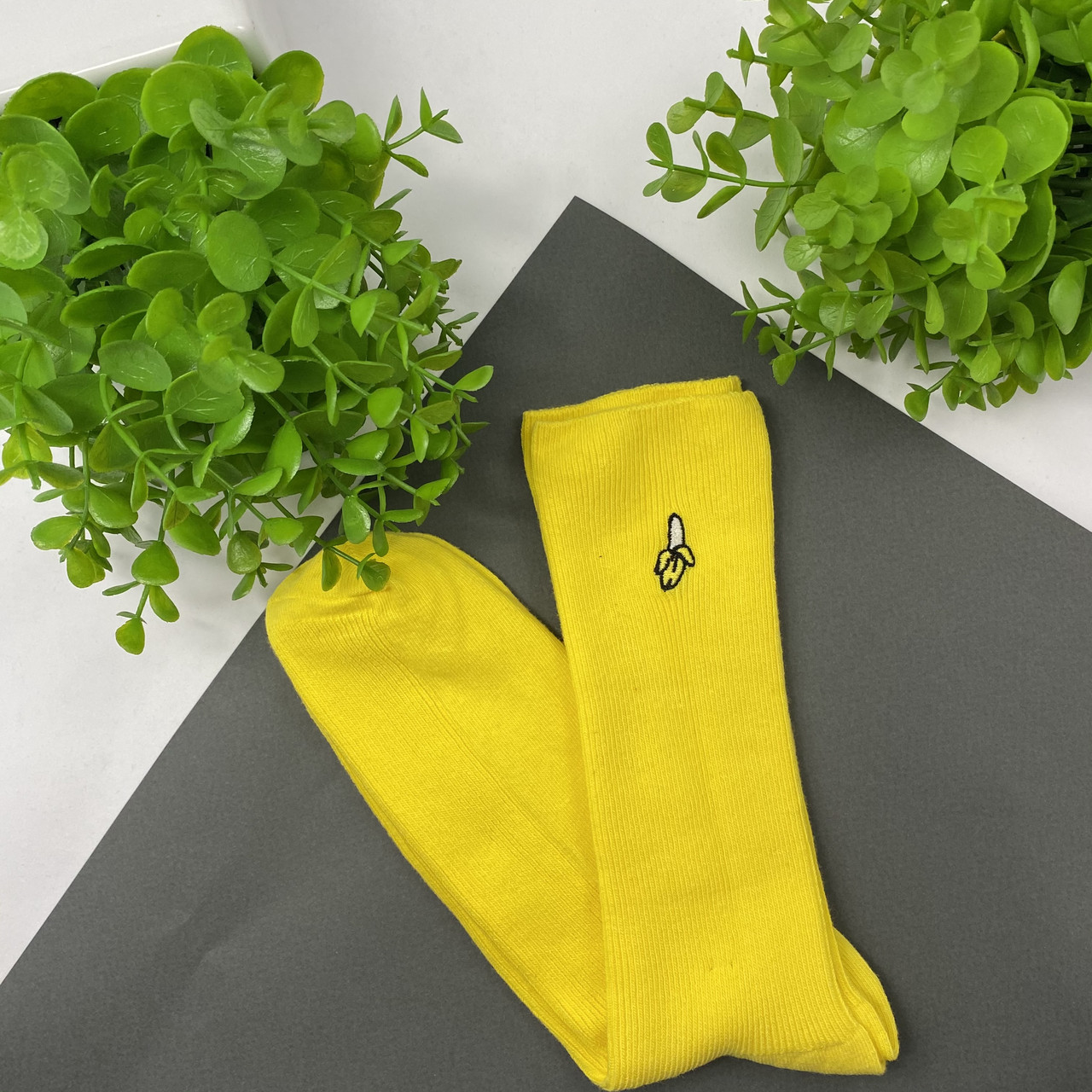 

Носки Premium Банан желтые Neseli Coraplar One size 5850 (3127)