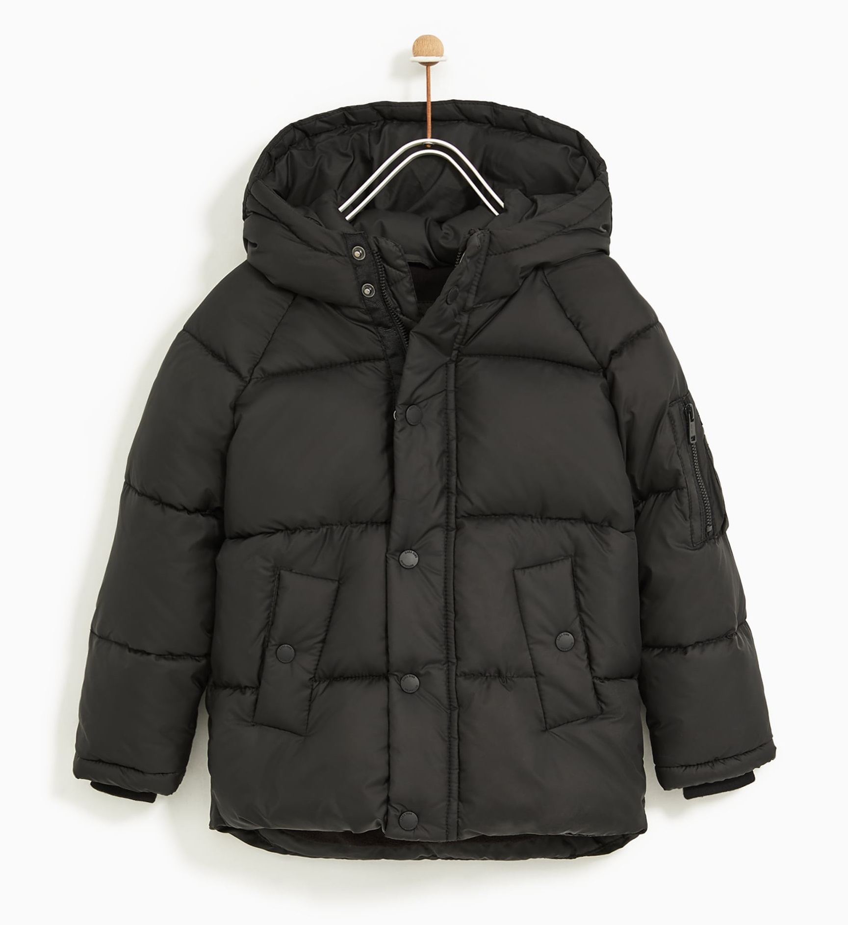 

Куртка Zara 152 размер черная 5992762600