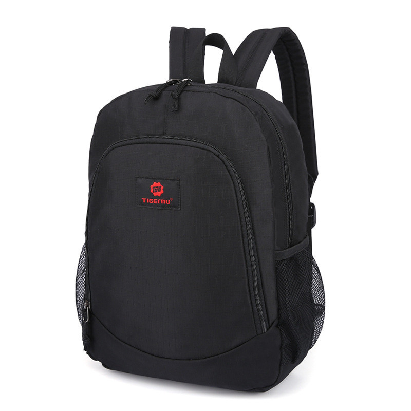 

Черный рюкзак T-B3200 для 14" ноутбуков