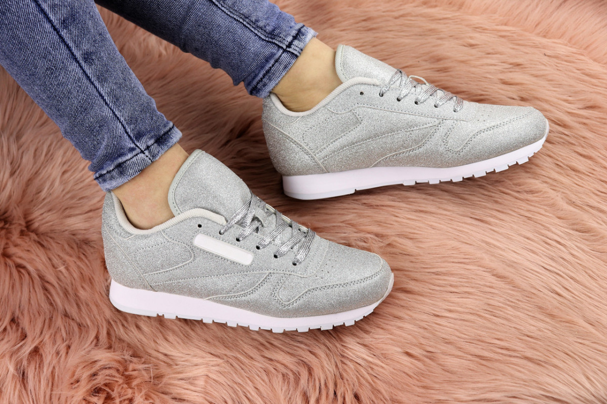 

Кроссовки женские Shoes Ollie серебристые 1177 38 р