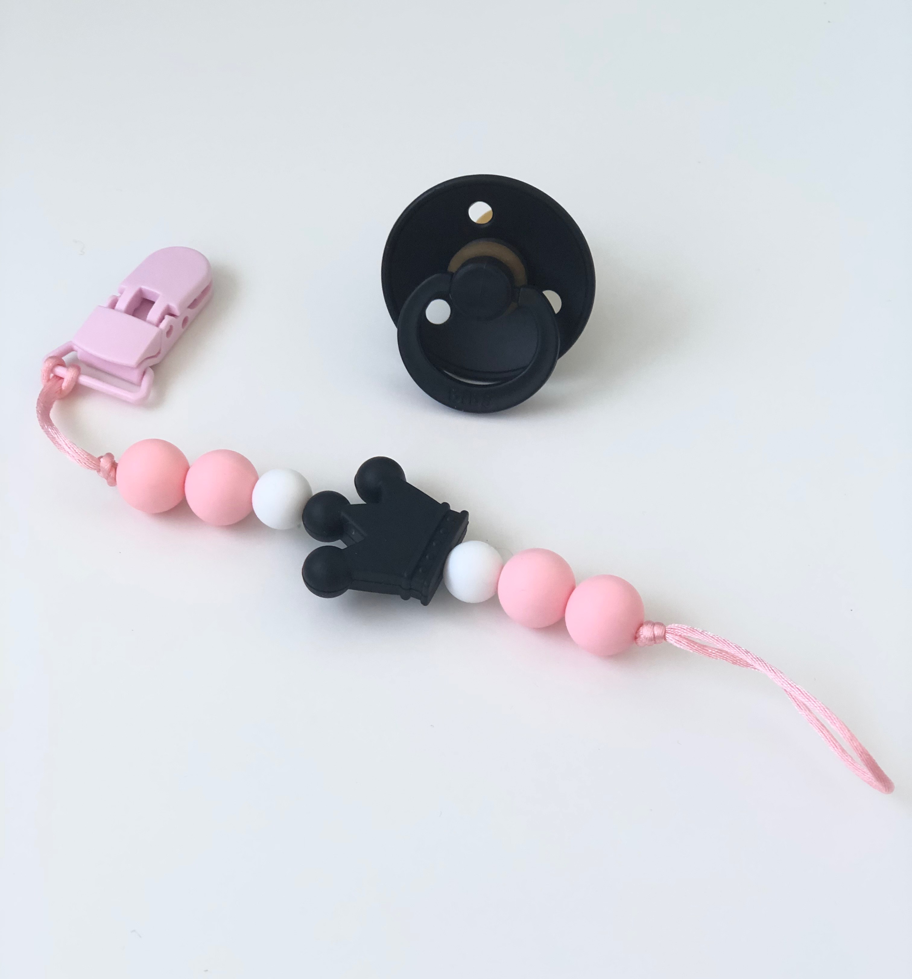 

Пустышка BIBS COLOUR и держатель Баловень Pinkish