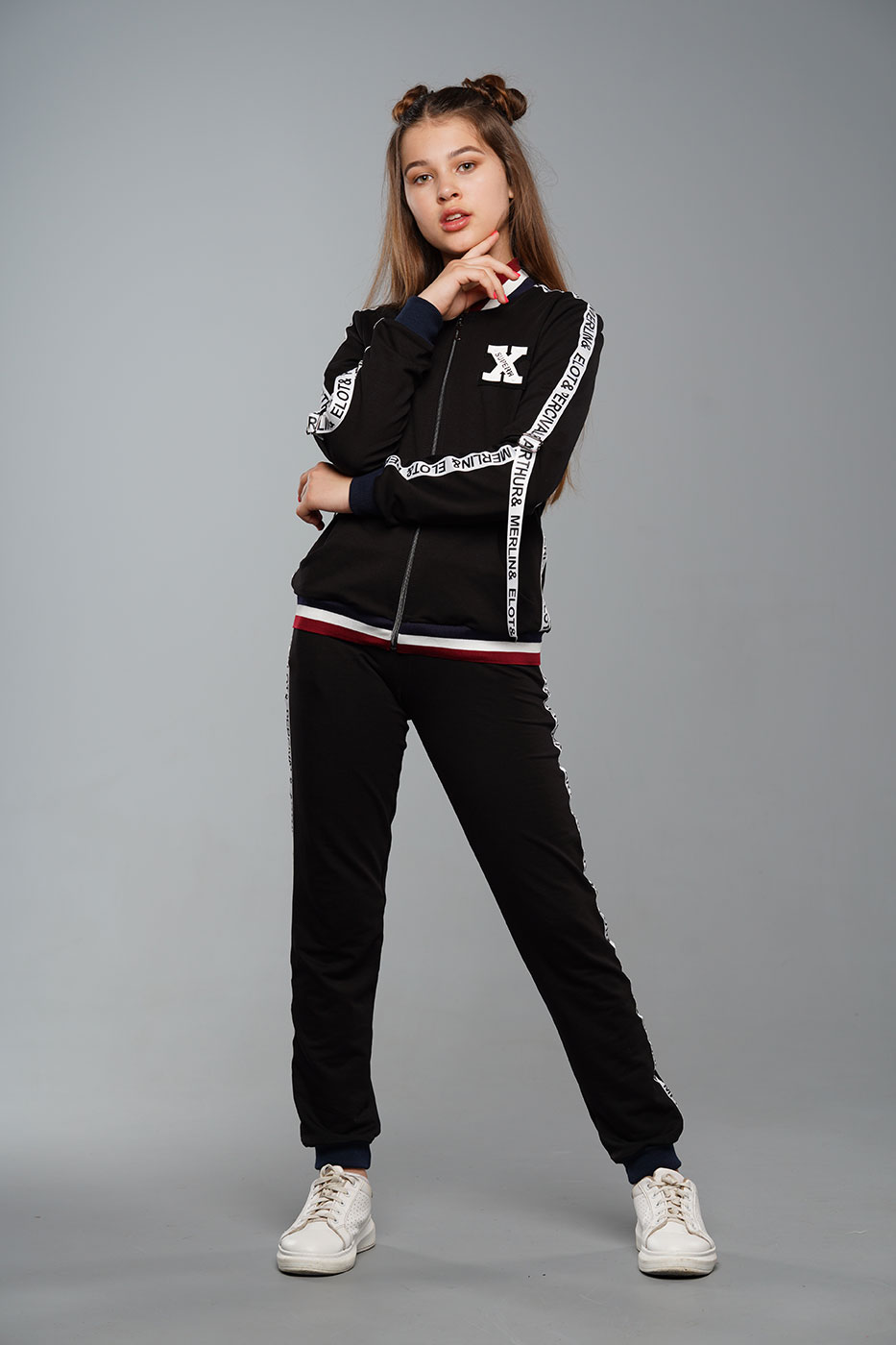

Спортивный костюм Tiaren Helen 134 см Черный