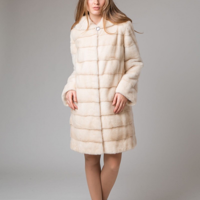 

Шуба из меха норки Miss Lora Поперечка One Size Жемчужная (9914)