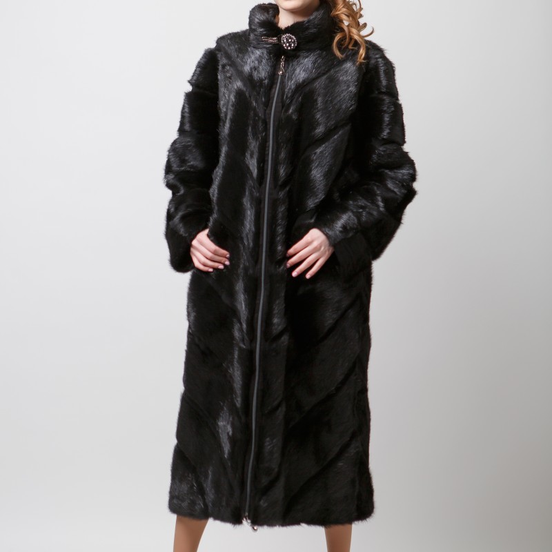 

Шуба из меха нутрии Miss Lora Летучая мышь One Size Черная (9433)