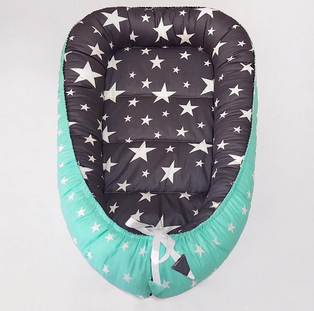 

Кокон-гнездышко для новорожденного Littlebo двустороннее со съемным матрасиком крупные звезды мятный