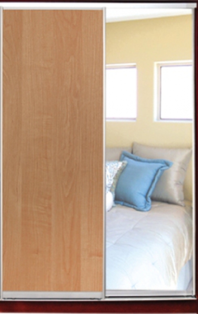 

Шкаф купе Luxe Studio Стандарт-3 ДСП/Зеркало-13 1500x2200x600 двухдверный