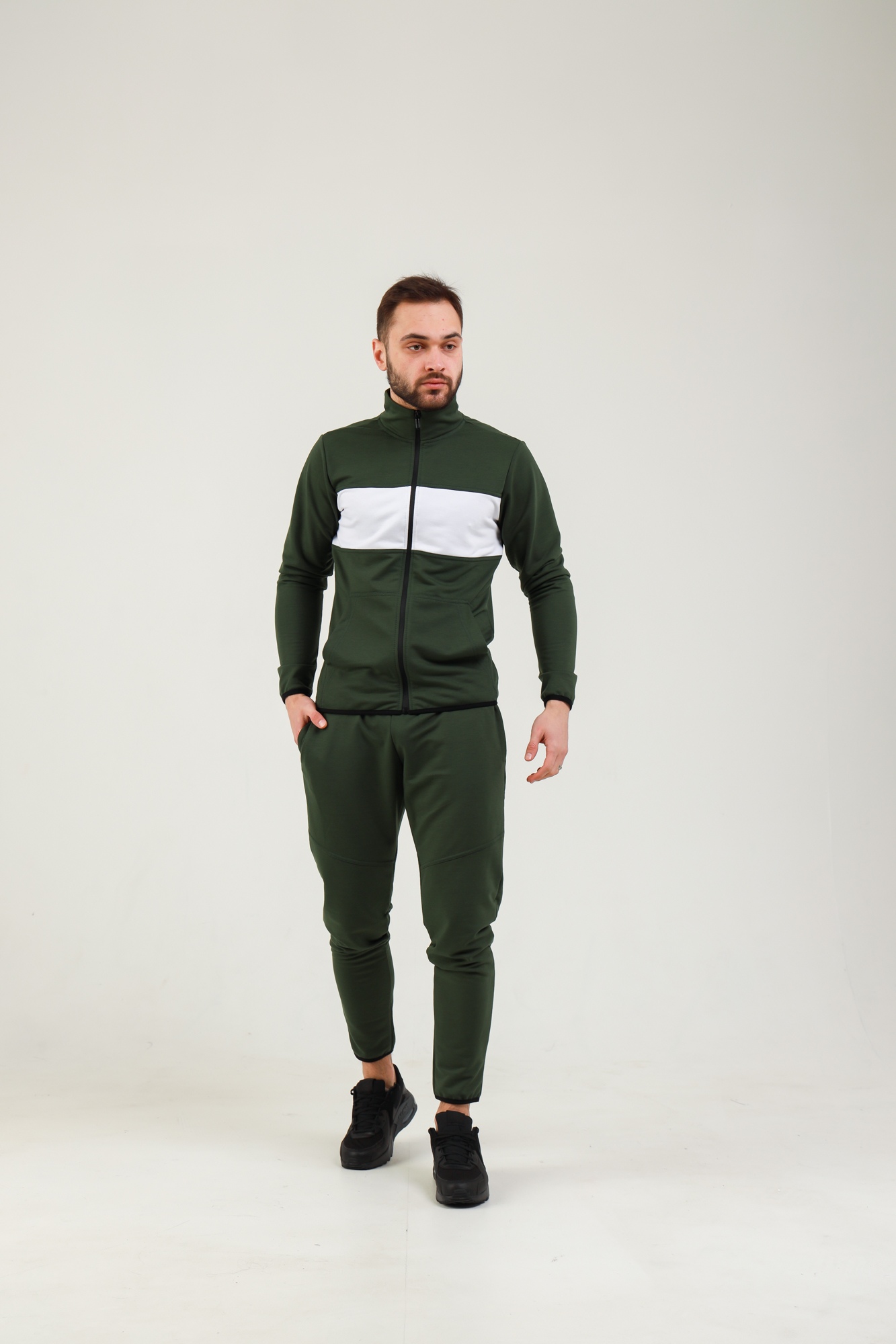 

Мужской спортивный костюм на молнии Fashion Man BD0204 хаки рL