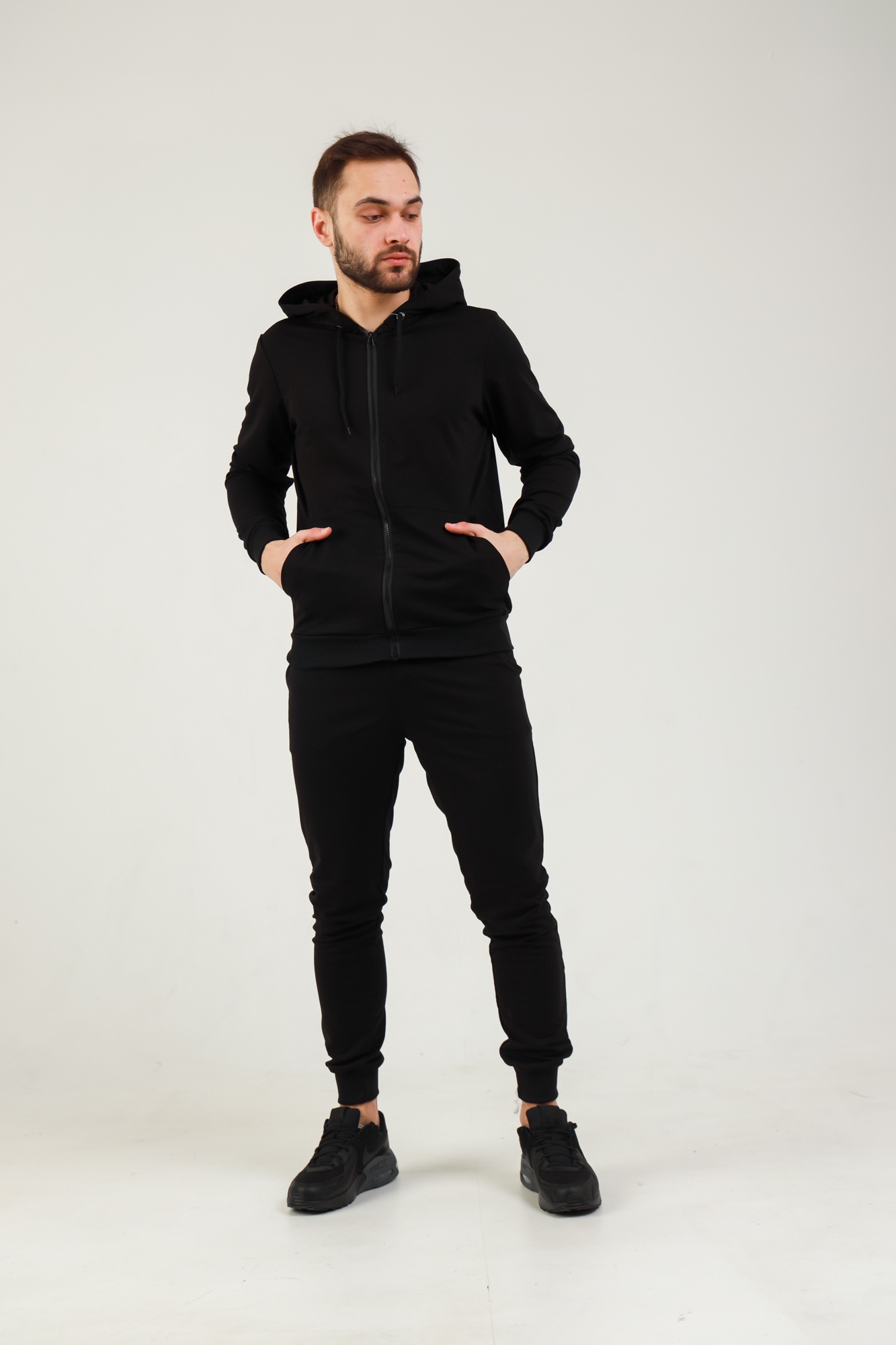 

Мужской спортивный костюм на молнии Fashion Man BD0203 черный рM