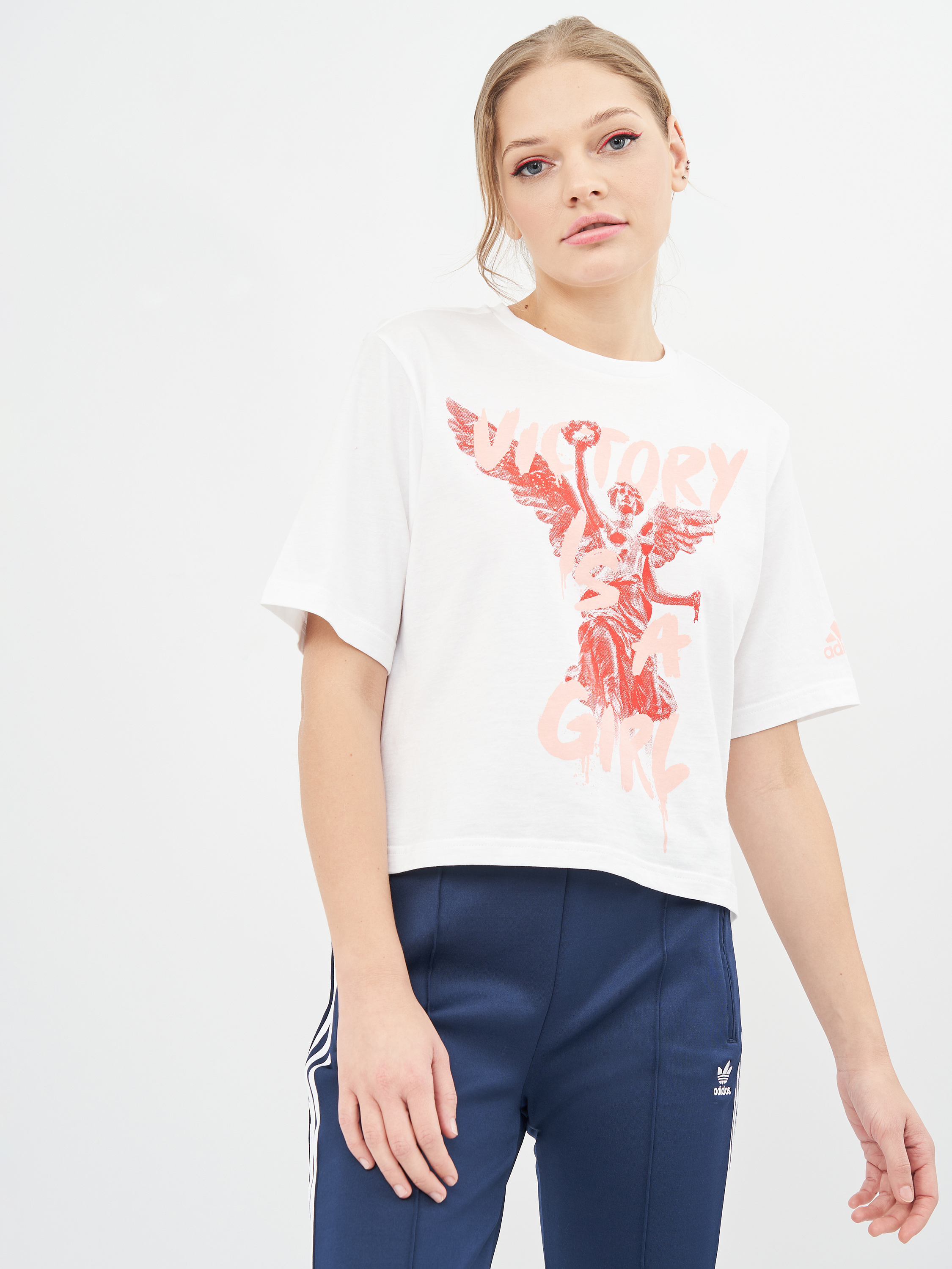 

Футболка Adidas Power Tee 3 W GD5979 2XS White
