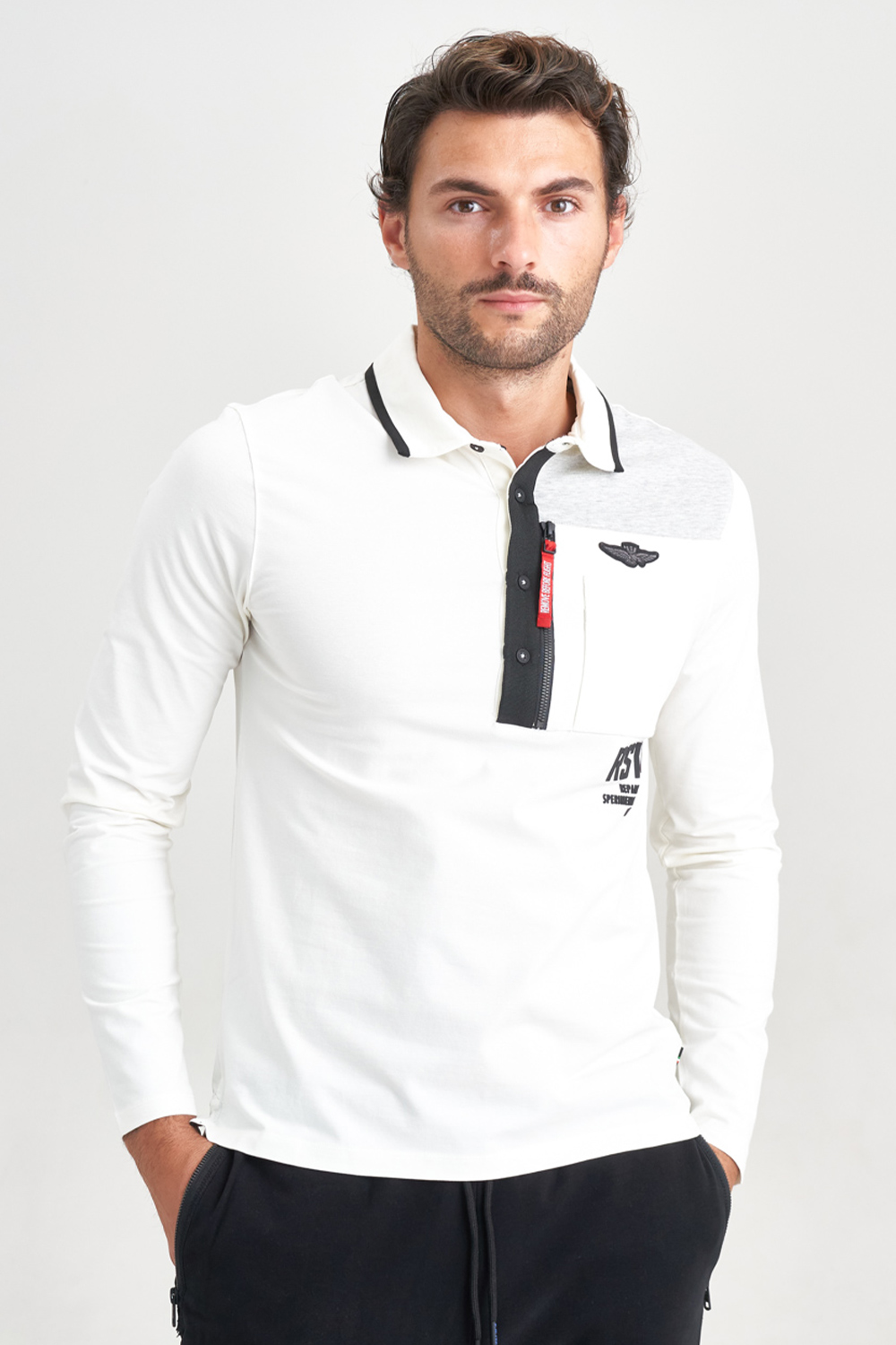 

Белая кофта с серой вставкой Aeronautica Militare 3523 XXL