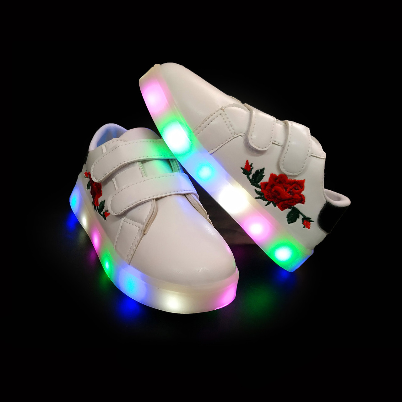 

Кроссовки с подсветкой детские White CEW 26 р.