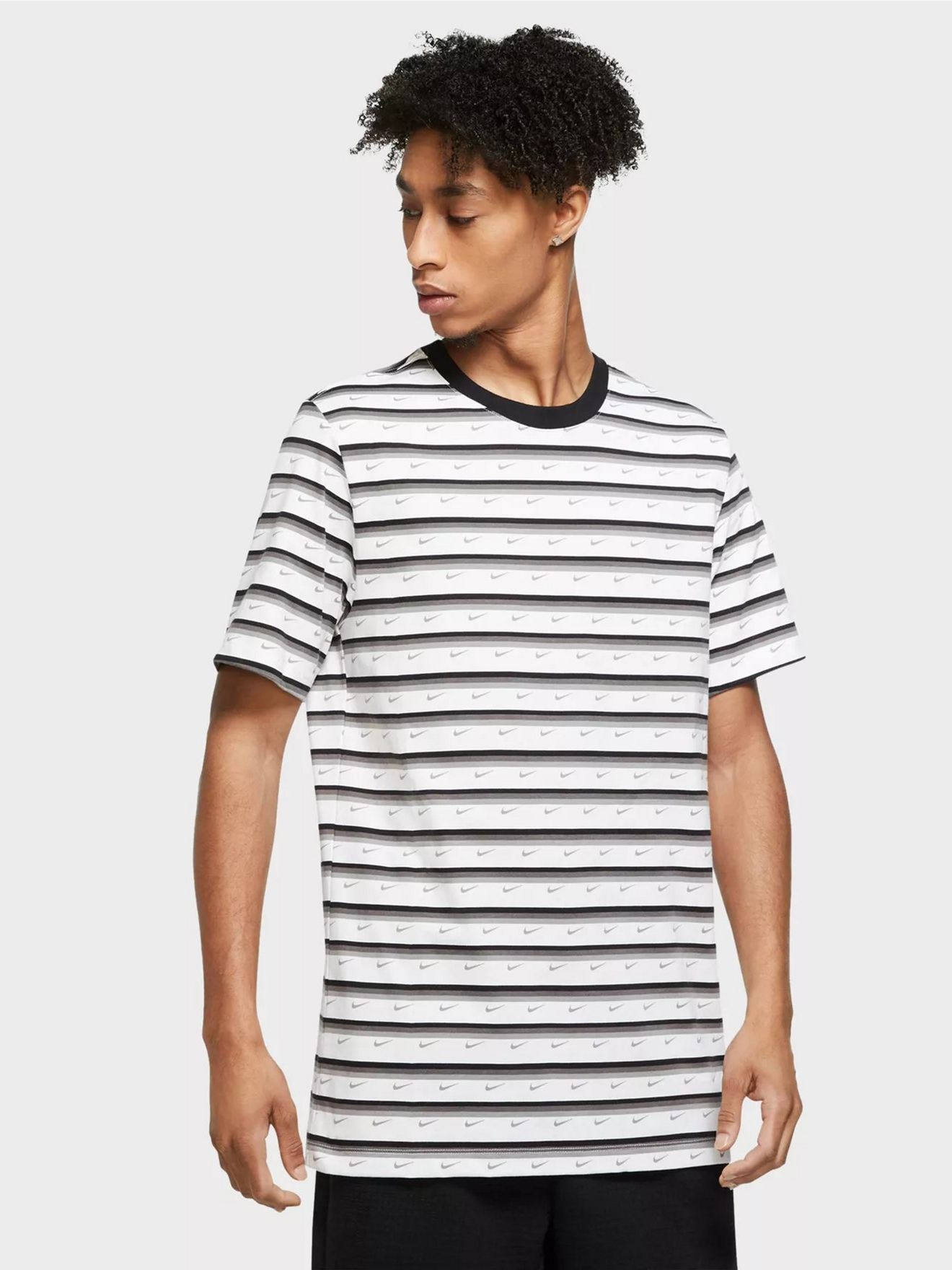

Футболка Nike M Nsw Ss Tee Club Stripe CV9867-104 XL