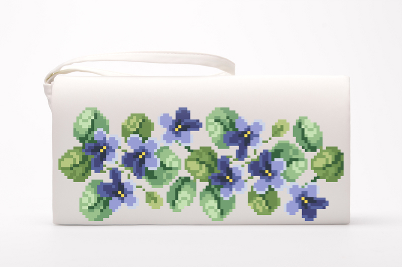 

Набір для вишивки бісером Барвиста Вишиванка заготовки пошитого клатча Незабудки (КЛ025шМ1301k)