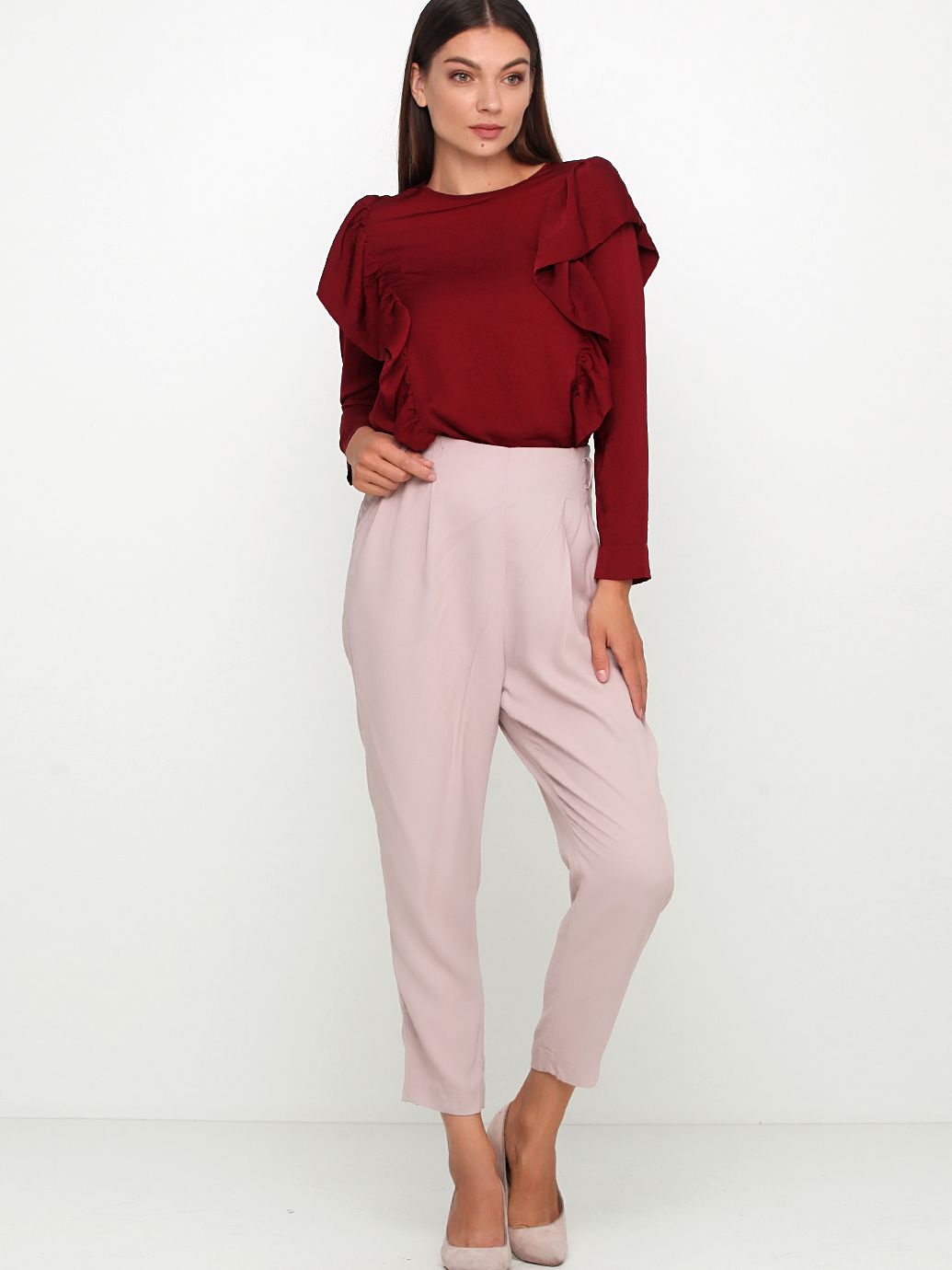 

Брюки H&M 0484059_02  Бледно-розовые, Брюки H&M 0484059_02 38 Бледно-розовые